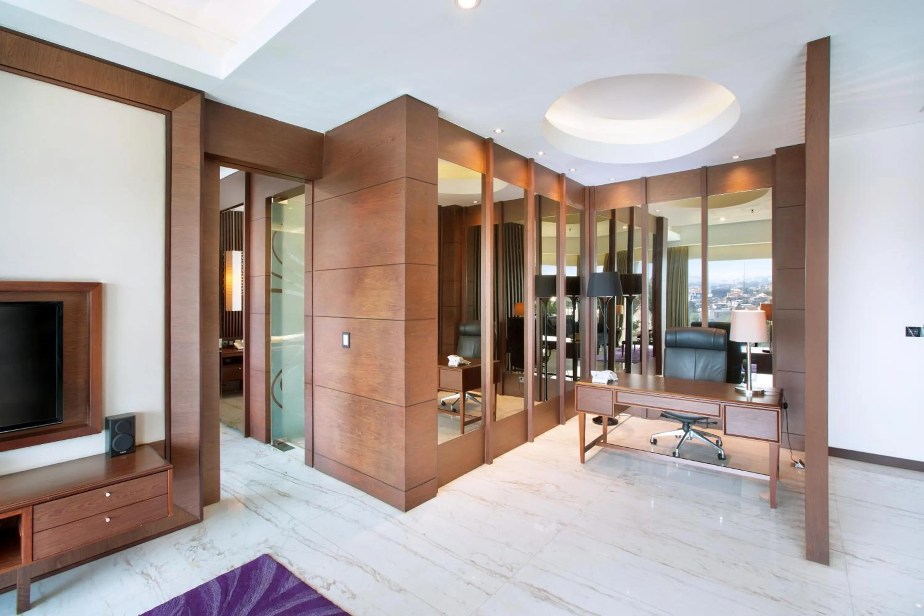 Business facilities in Holiday Inn Bandung Pasteur by IHG