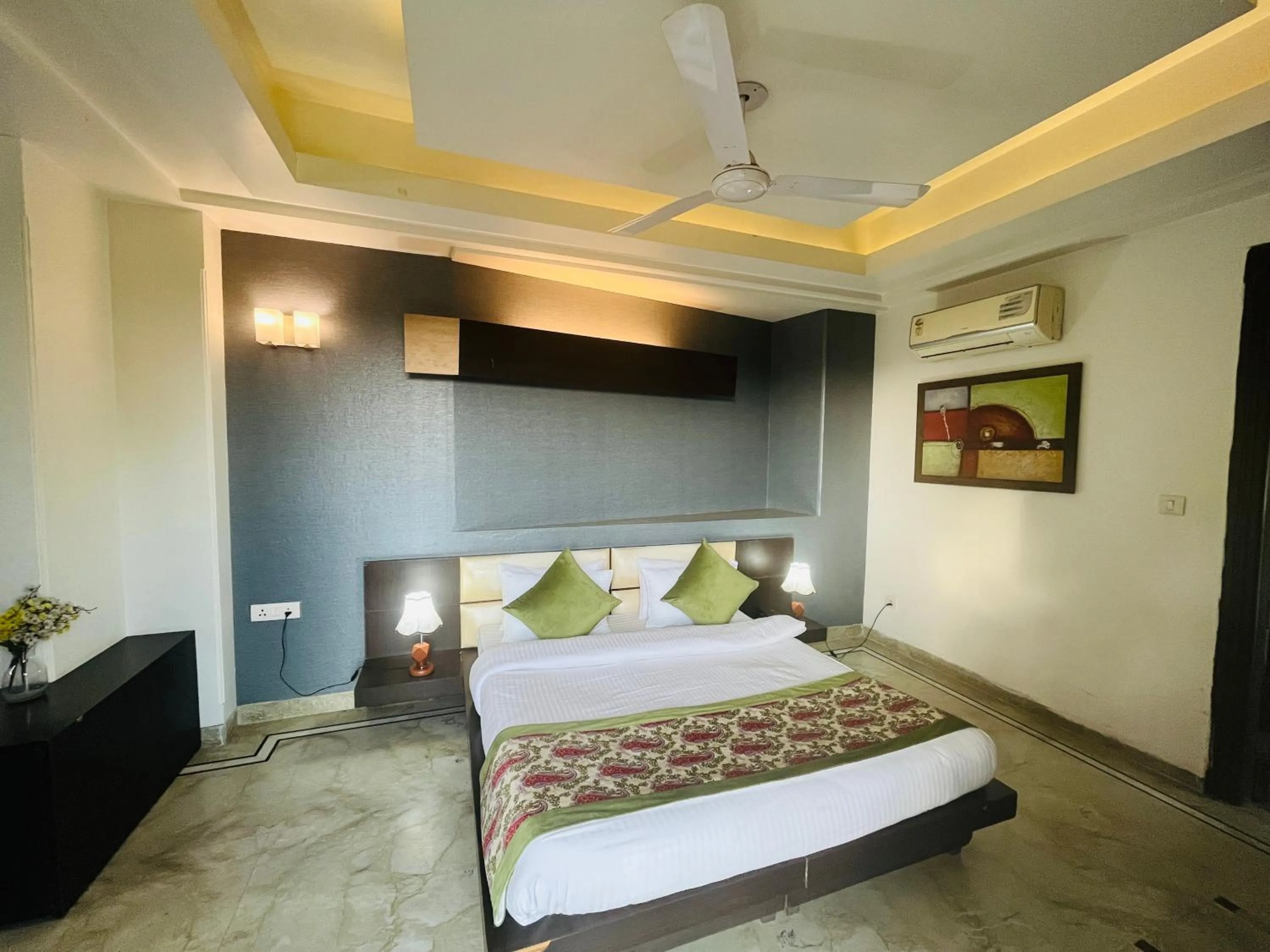 Bed in Hotel Dayal Regency near IMT Chowk Manesar, Manesar