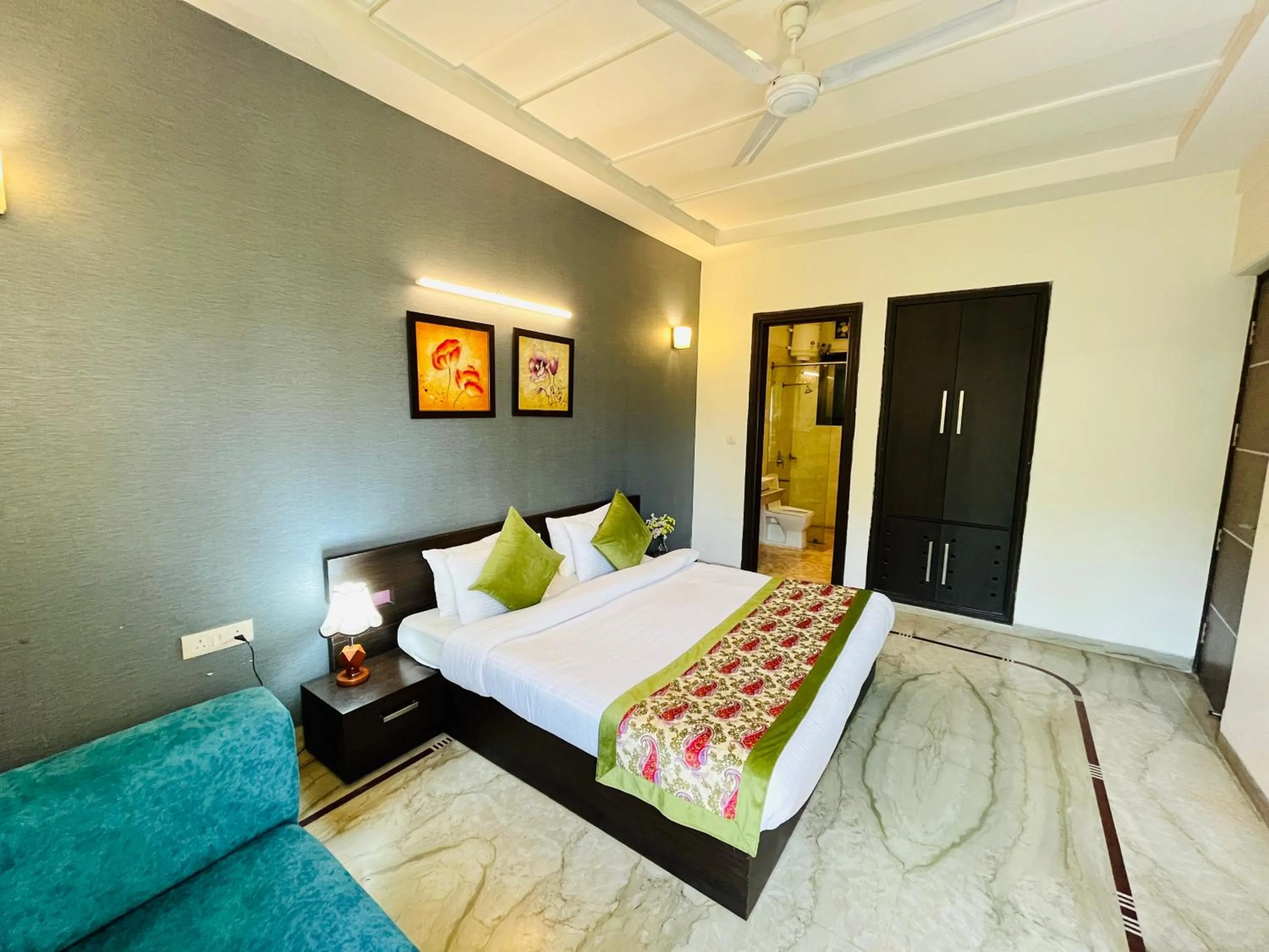 Decorative detail, Bed in Hotel Dayal Regency near IMT Chowk Manesar, Manesar