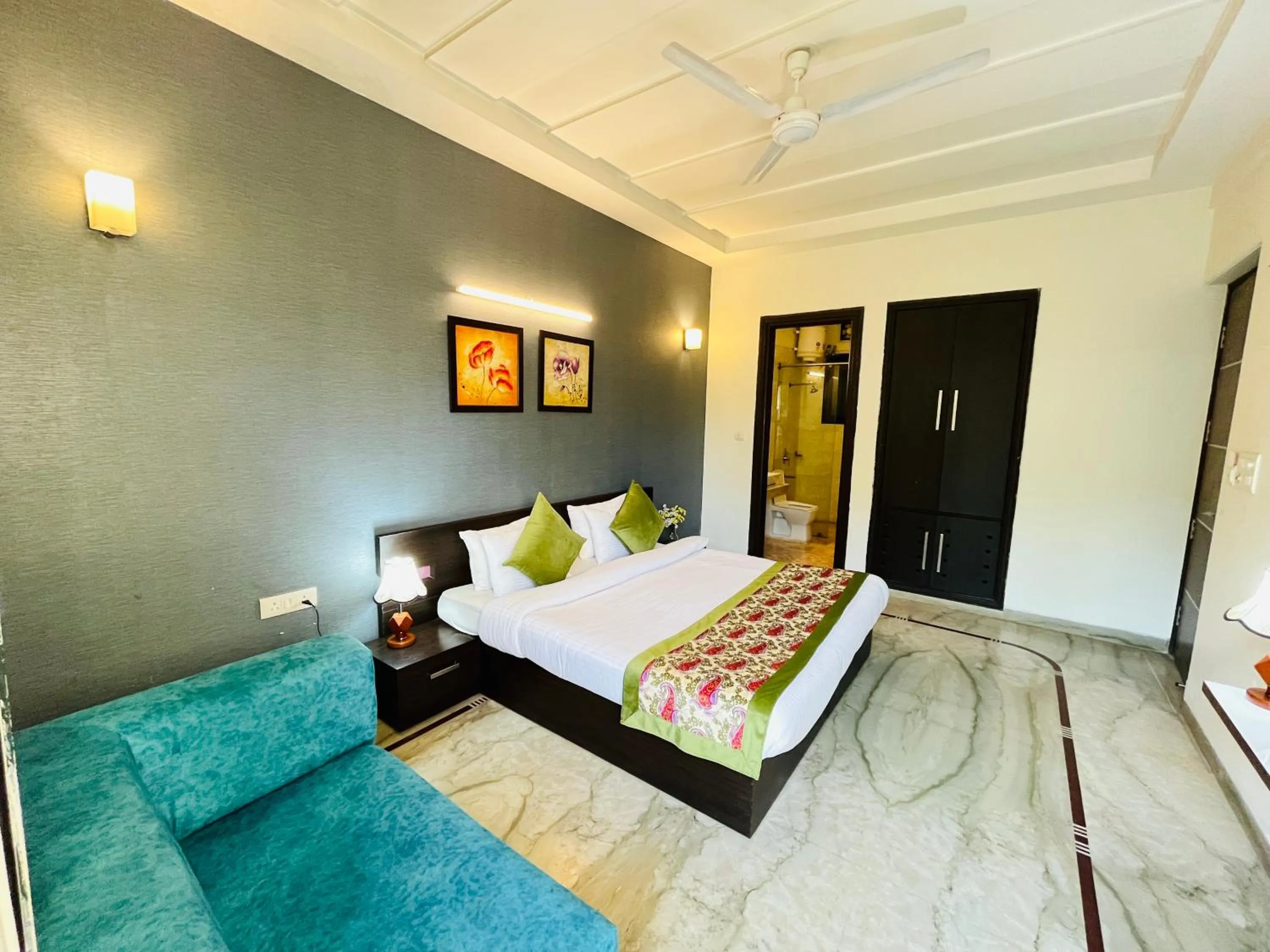 Bed in Hotel Dayal Regency near IMT Chowk Manesar, Manesar