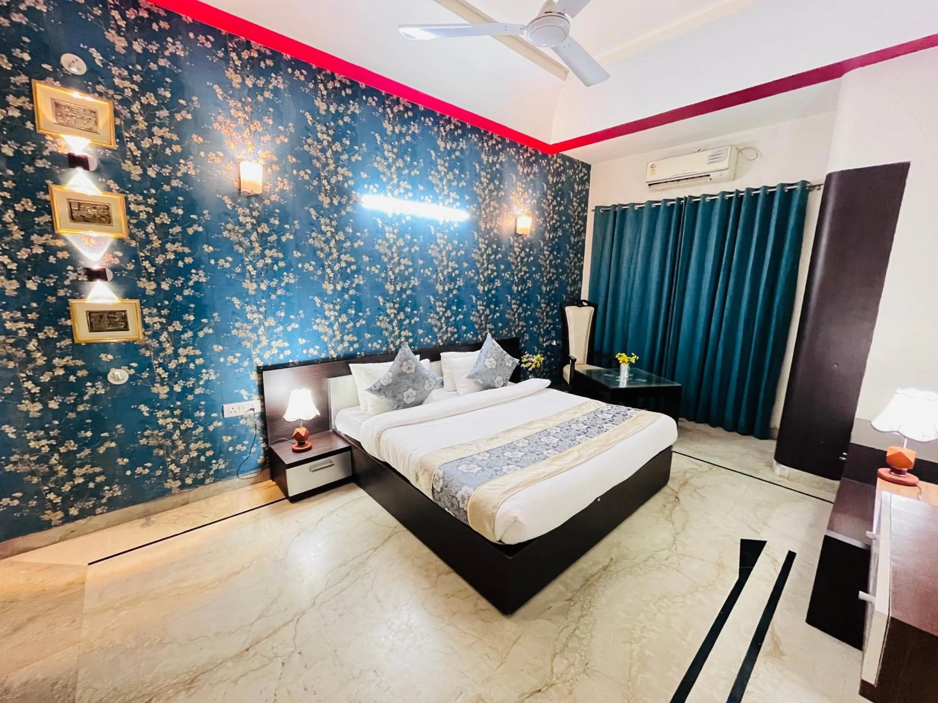 Bed in Hotel Dayal Regency near IMT Chowk Manesar, Manesar