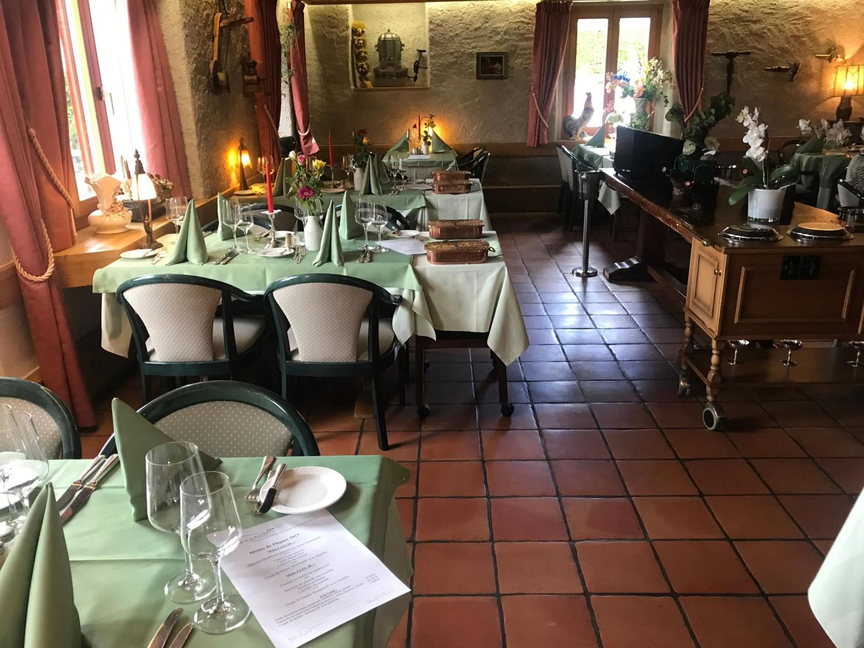 Restaurant/places to eat in Auberge de la Réunion