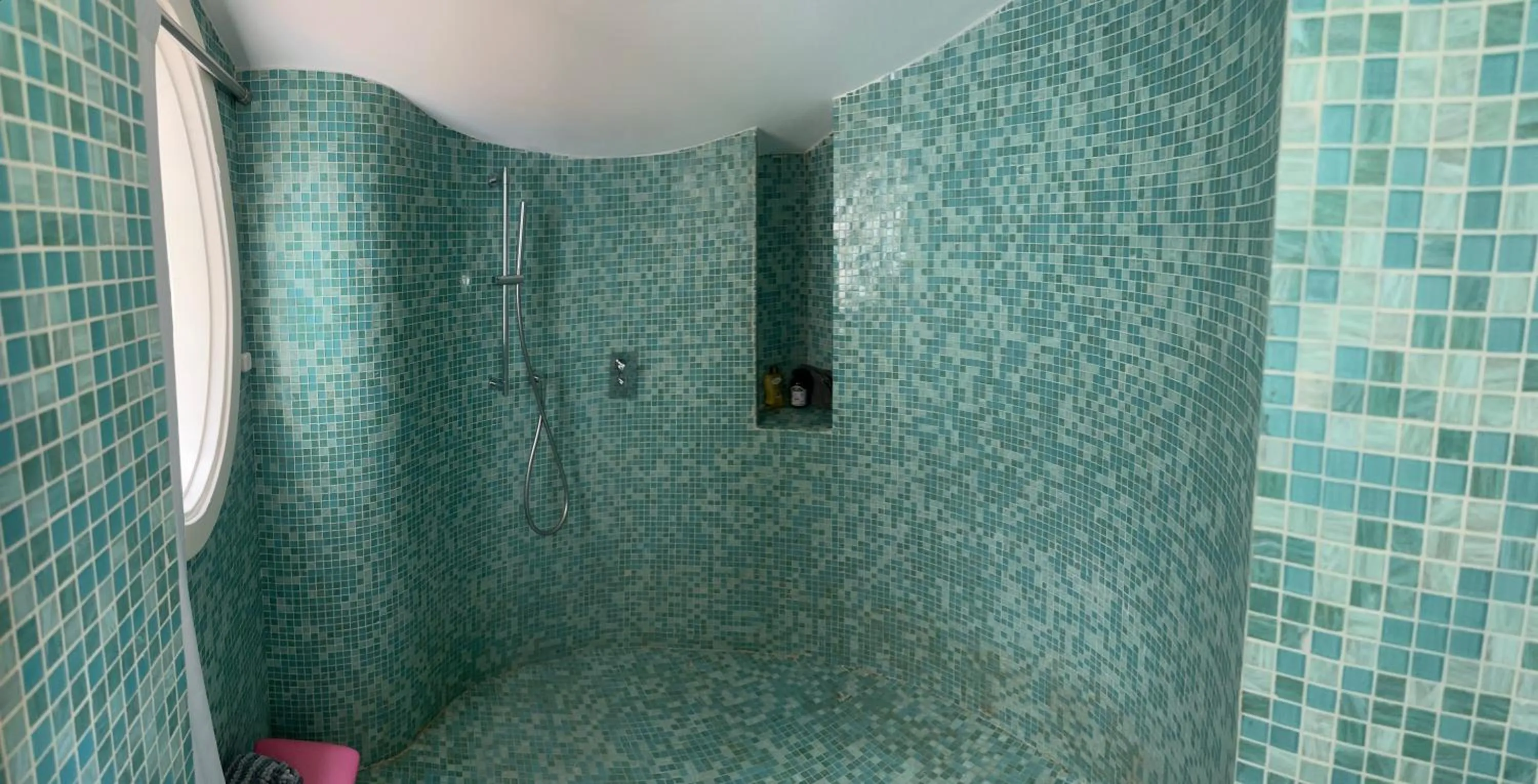 Shower in B&B alla Canale