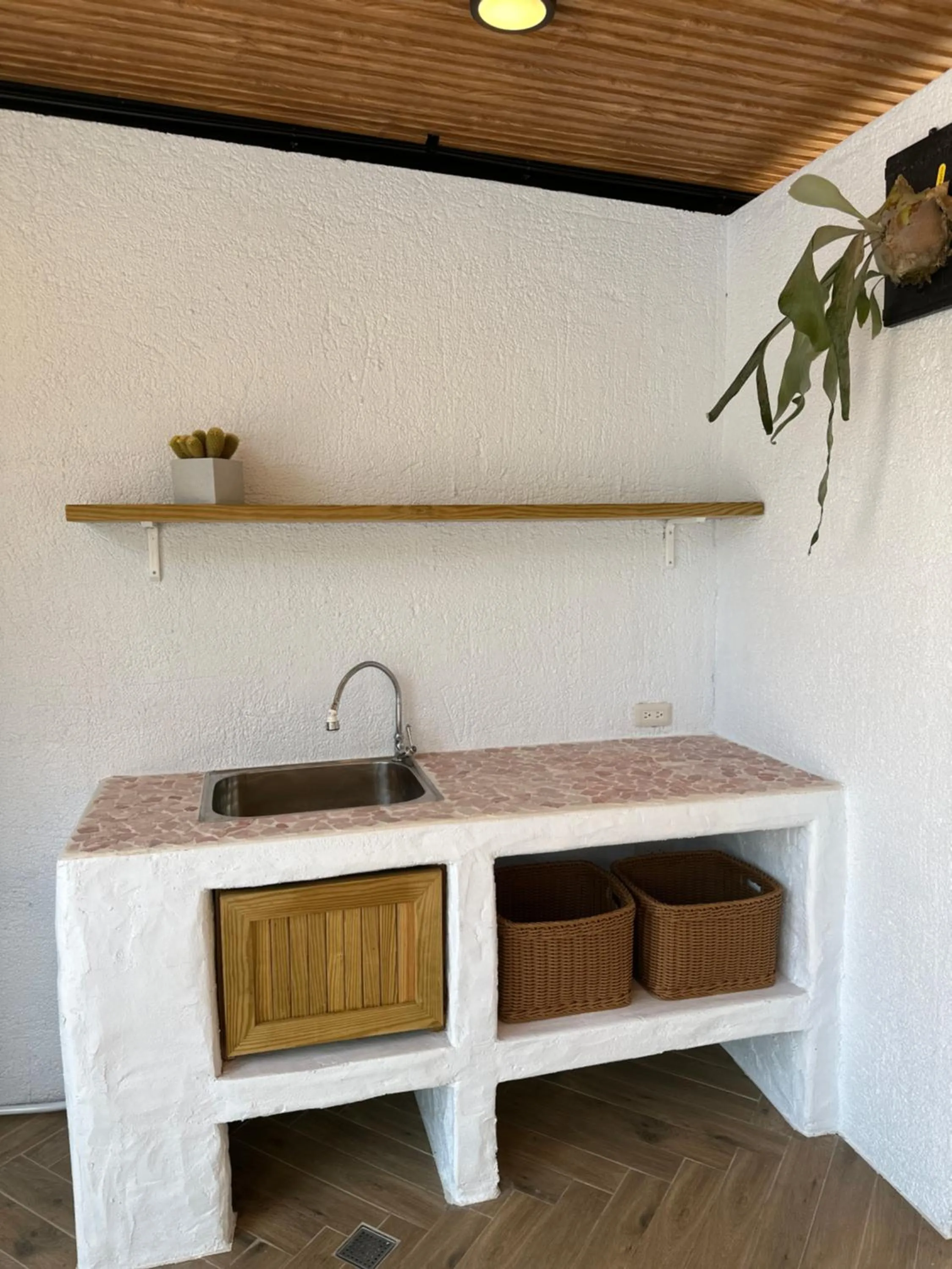 Swimming pool in Su Beautiful Home Stay