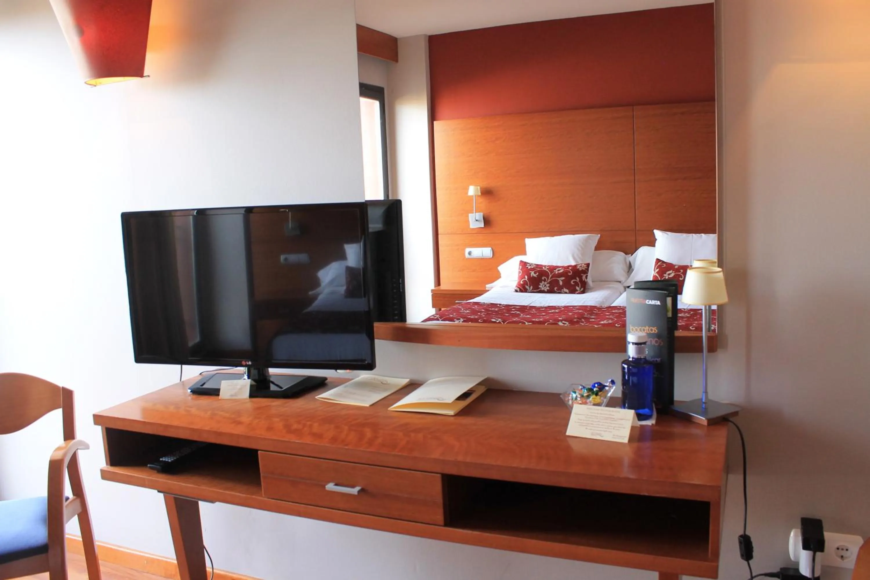 Bed in Hotel Restaurante El Tollo