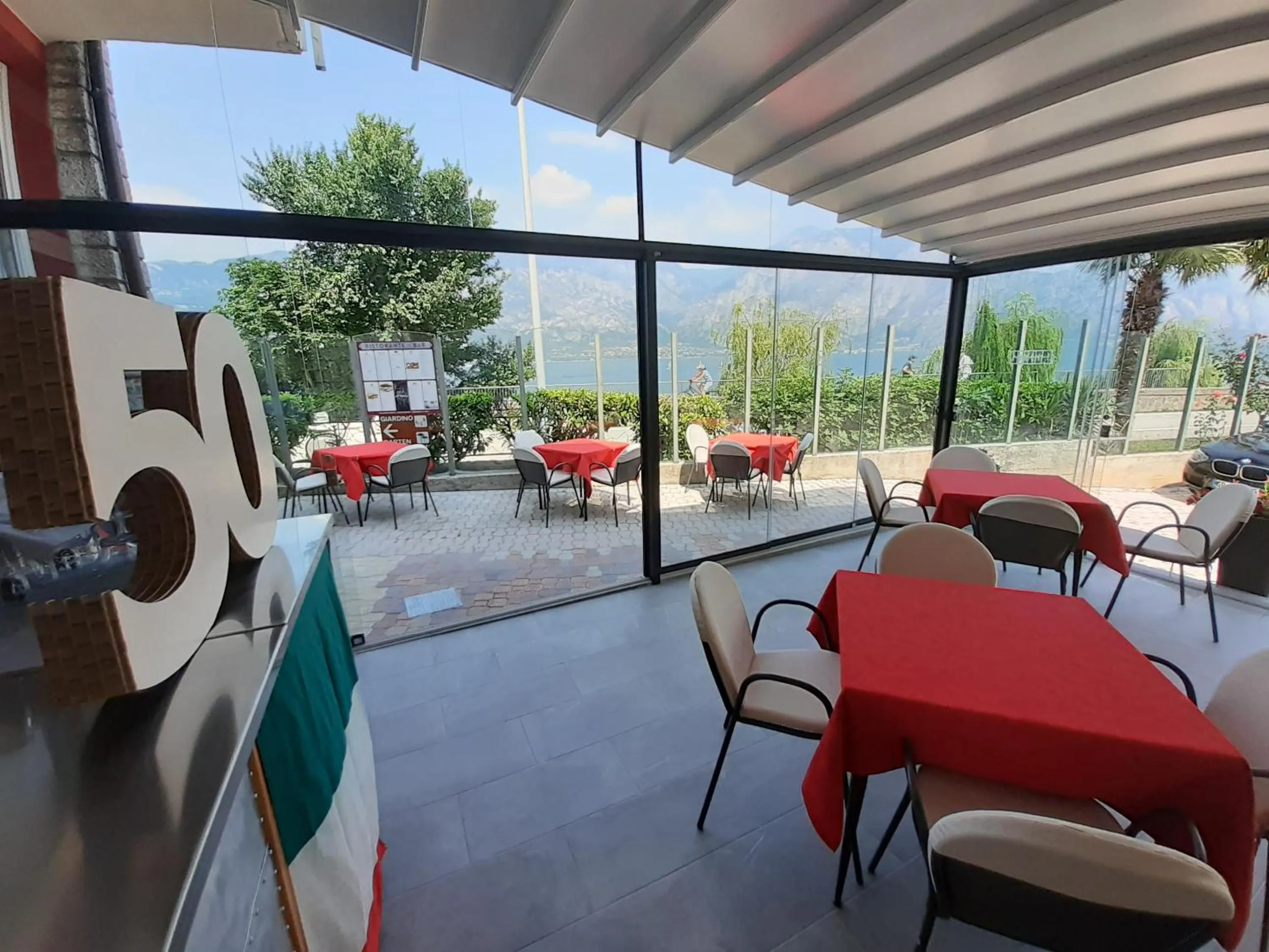 Restaurant/places to eat in Hotel Al Molino