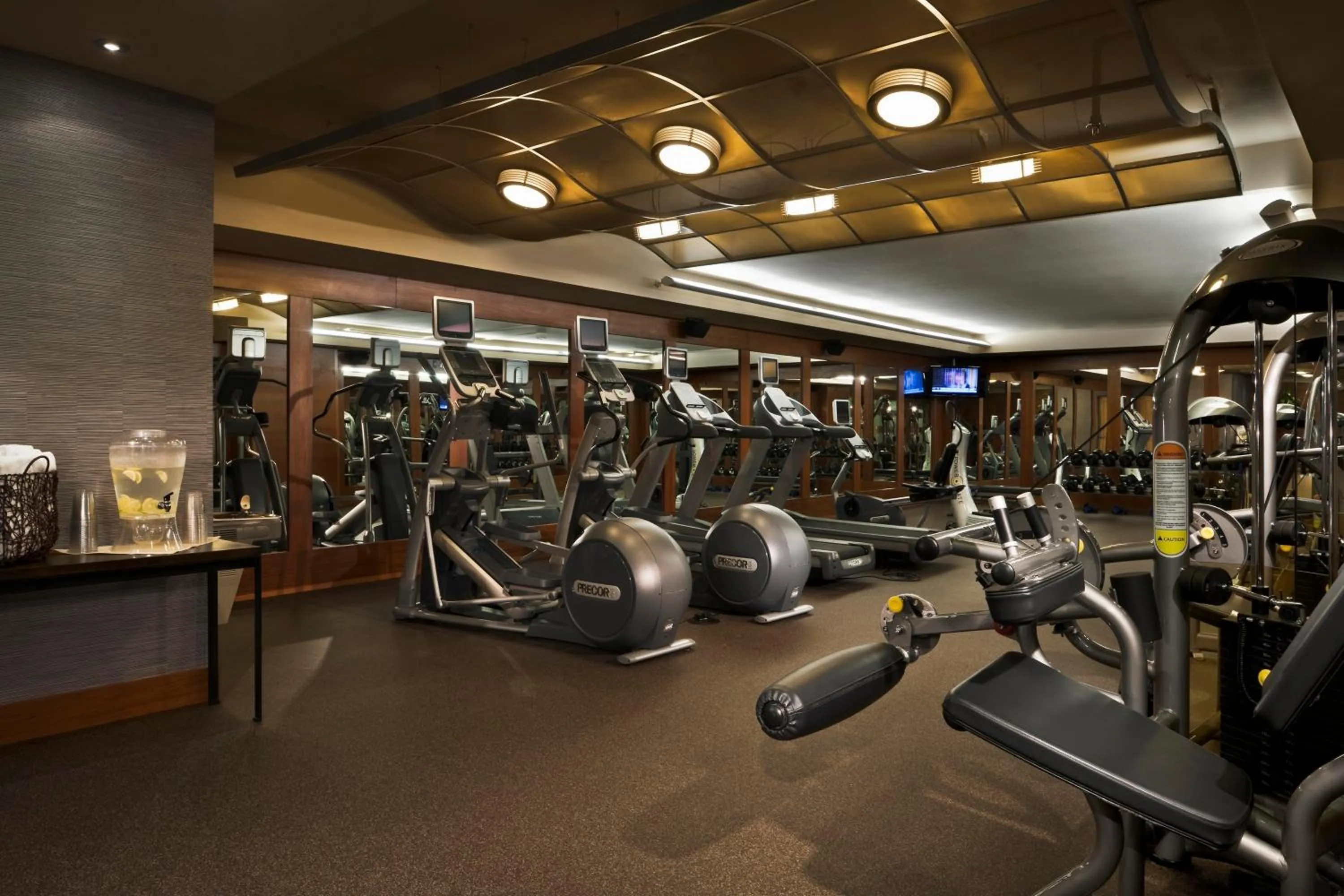 Fitness centre/facilities in The Heathman Hotel Kirkland