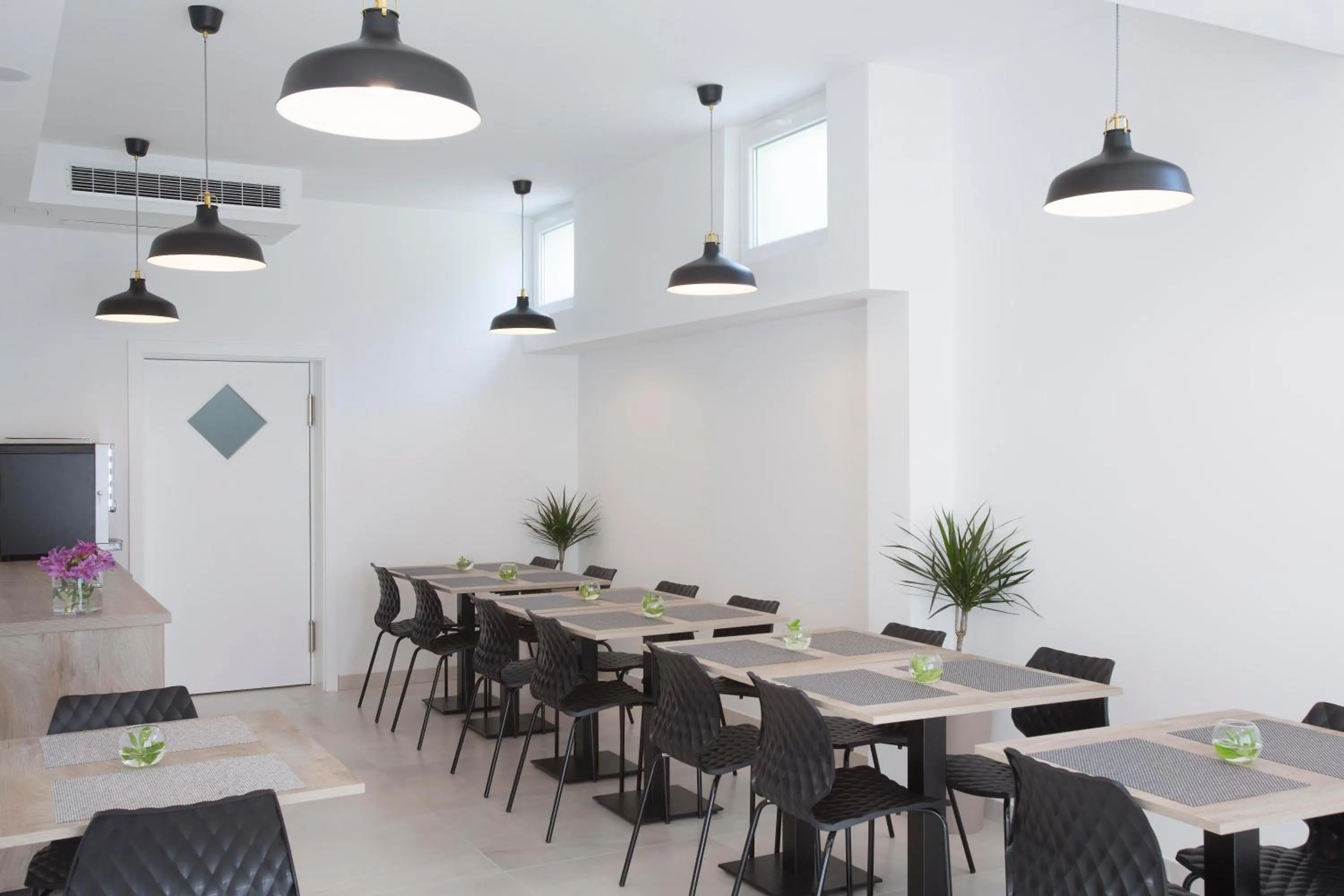 Restaurant/places to eat in Boutique Hotel Intermezzo - Pag centre