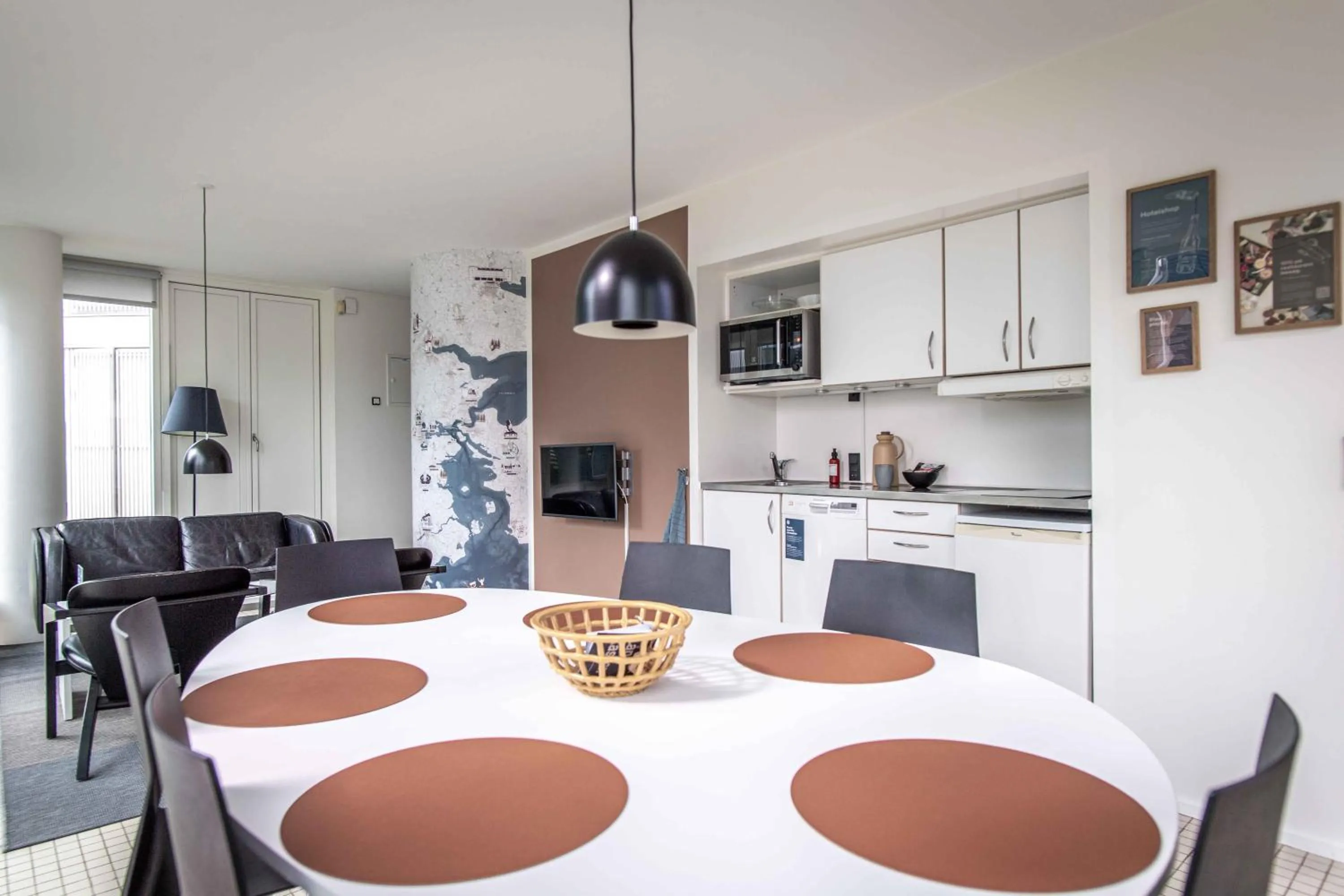 Kitchen or kitchenette in Kolding Hotel Apartments