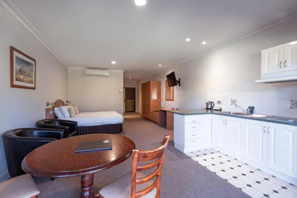 Kitchen or kitchenette in Yarrawonga Mulwala Golf Club