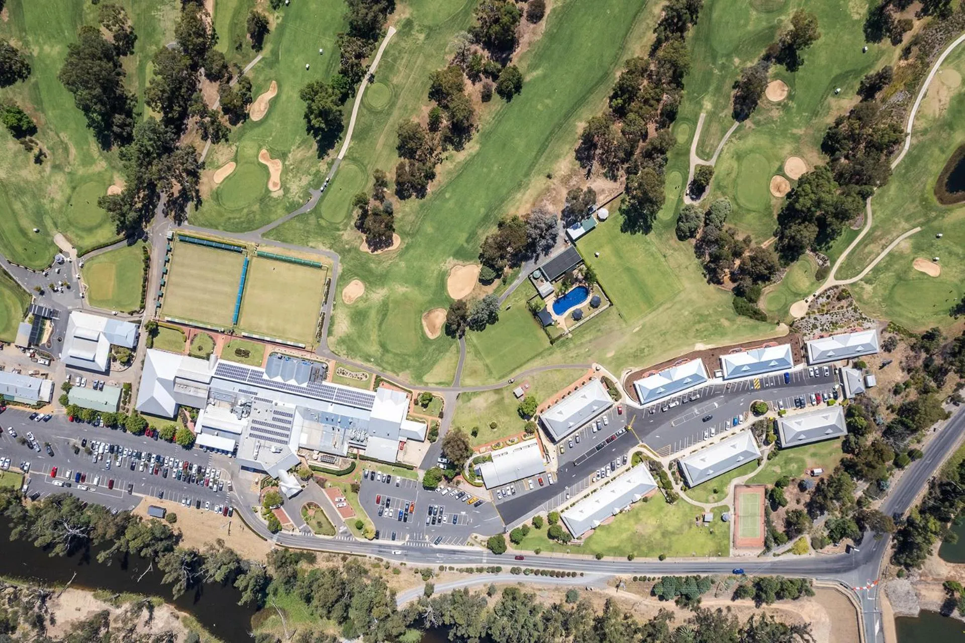 Property building in Yarrawonga Mulwala Golf Club