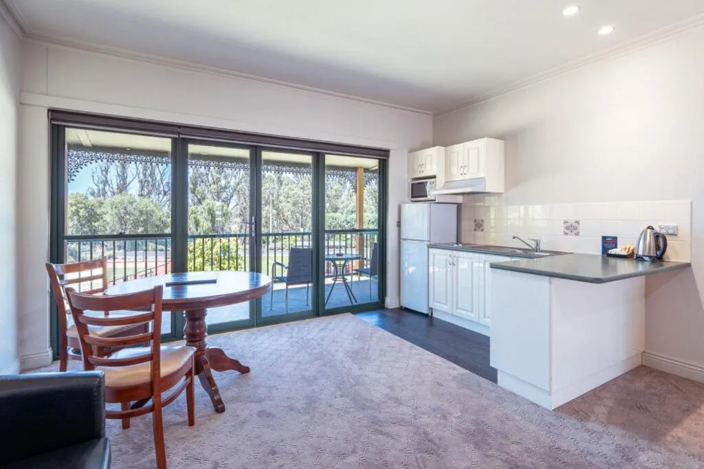 Kitchen or kitchenette in Yarrawonga Mulwala Golf Club