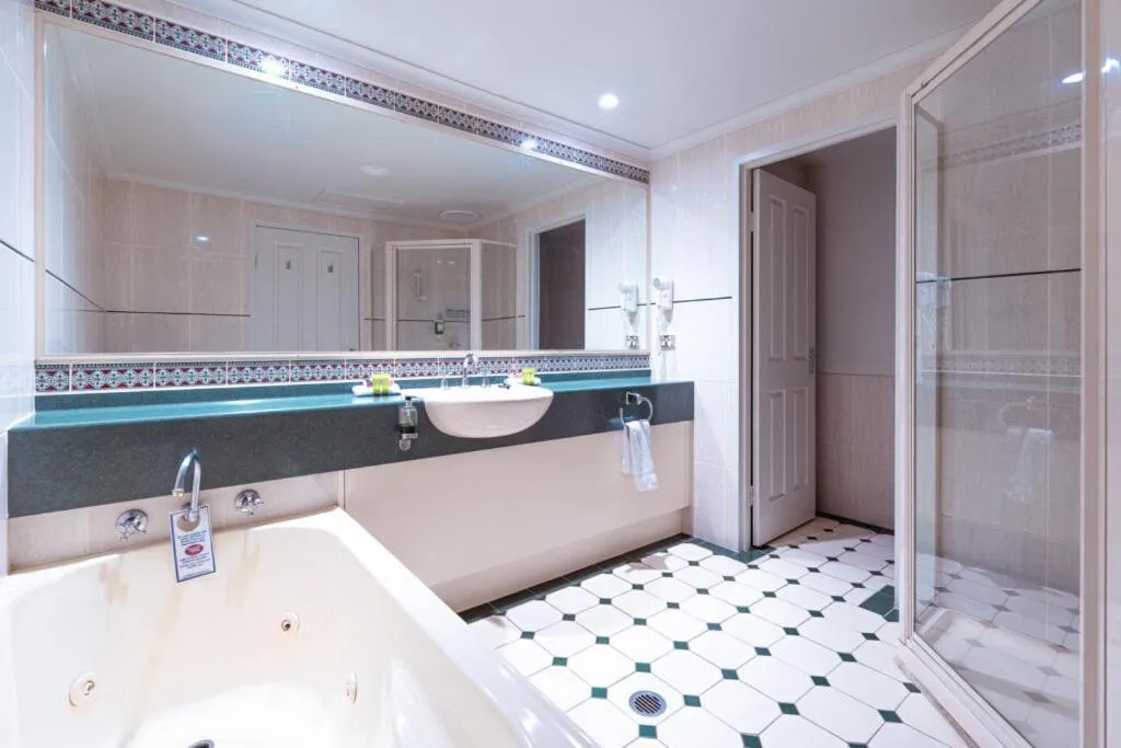 Bathroom in Yarrawonga Mulwala Golf Club