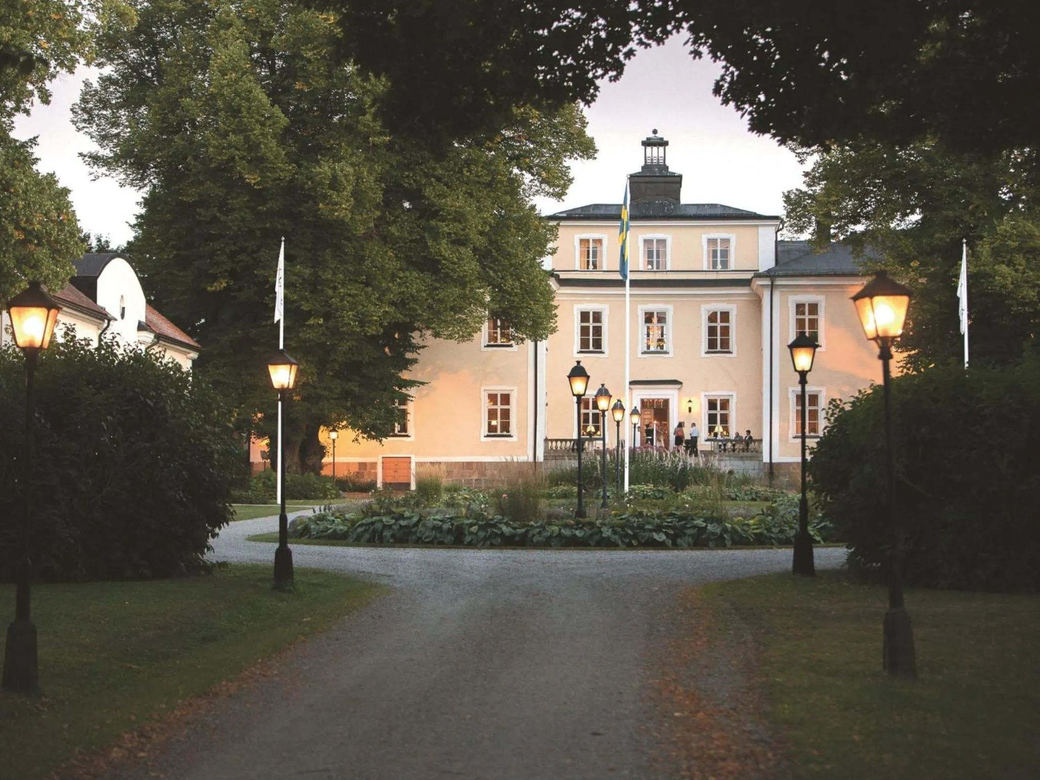 Facade/entrance in Haga Slott