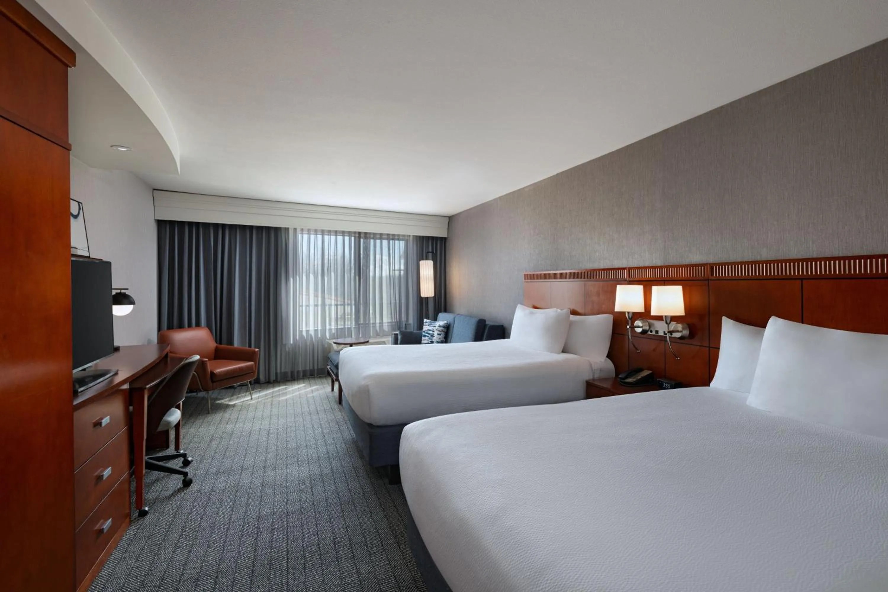 Photo of the whole room, Bed in Courtyard by Marriott Boise West/Meridian