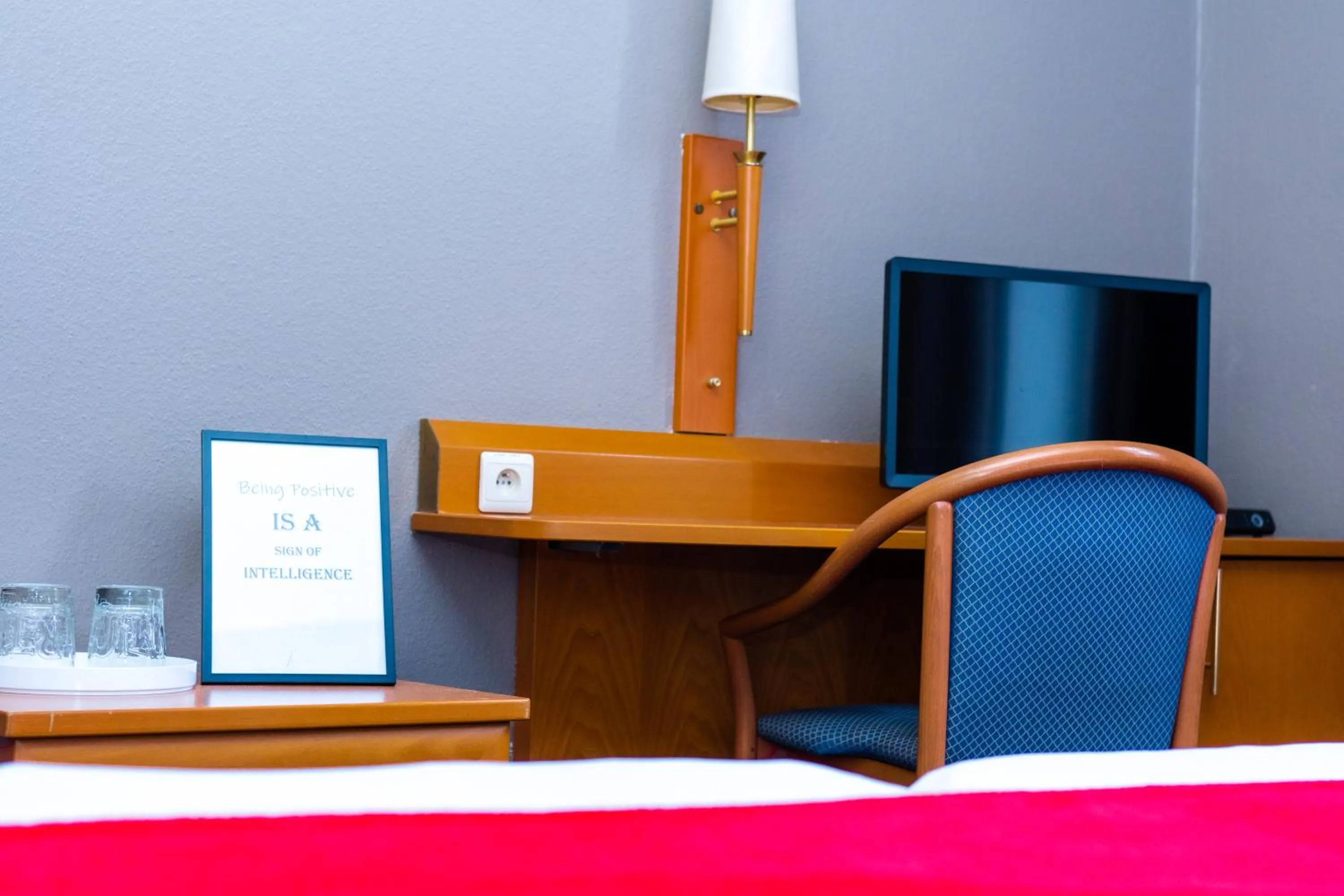 TV and multimedia, Bed in Hotel Professor Leuven Centrum