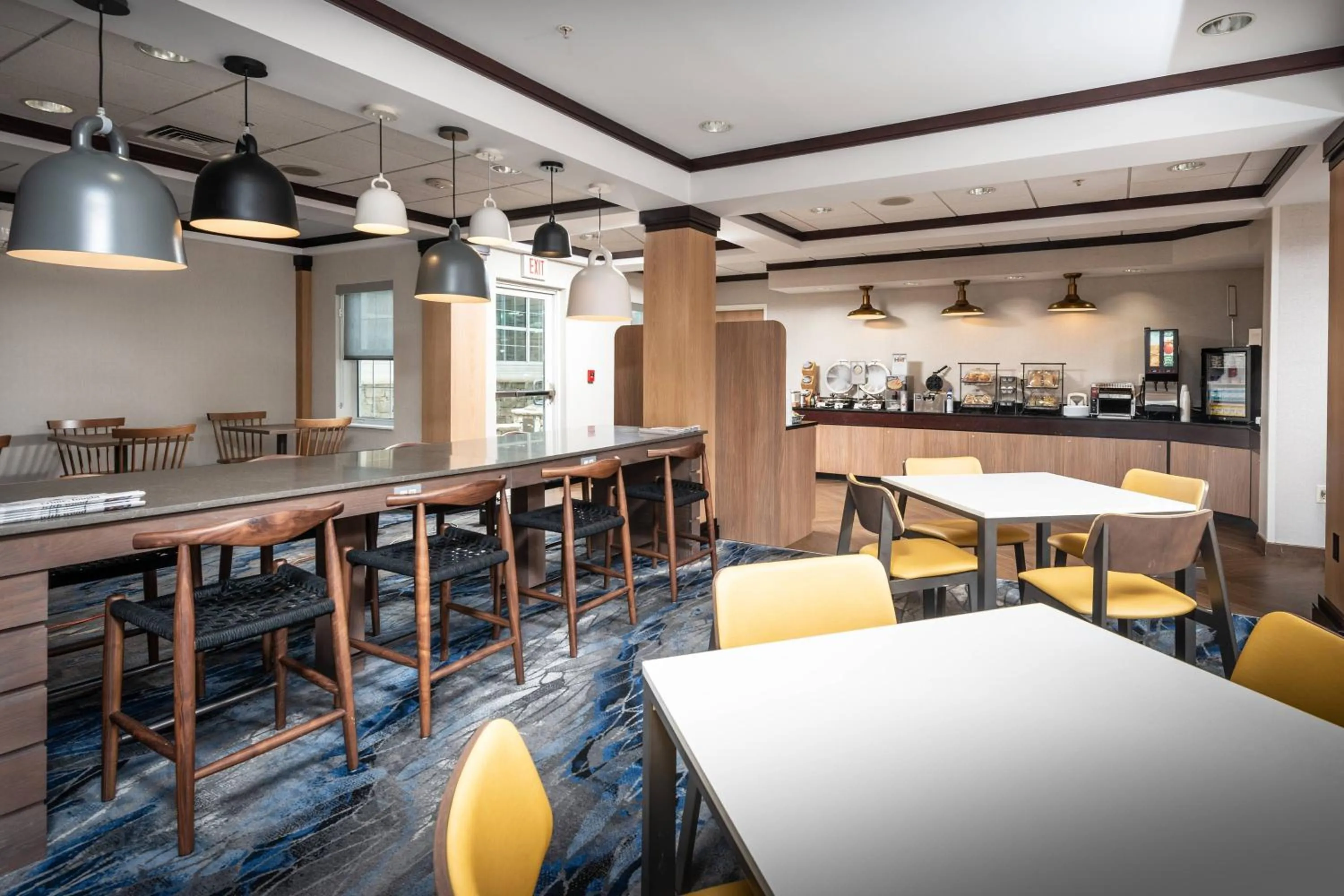 Restaurant/places to eat in Fairfield Inn and Suites by Marriott New Bedford