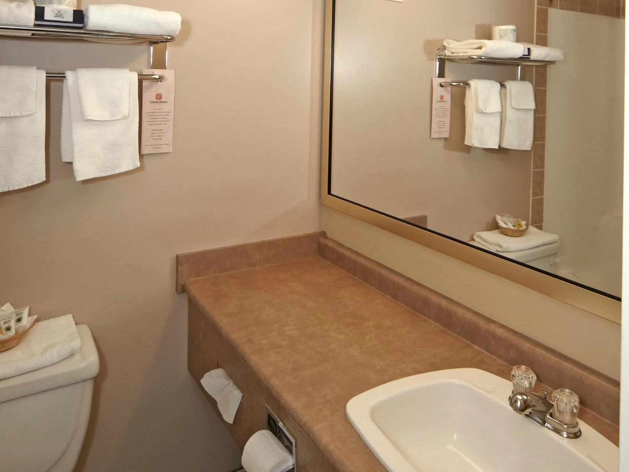 Bathroom in Colonial Square Inn & Suites