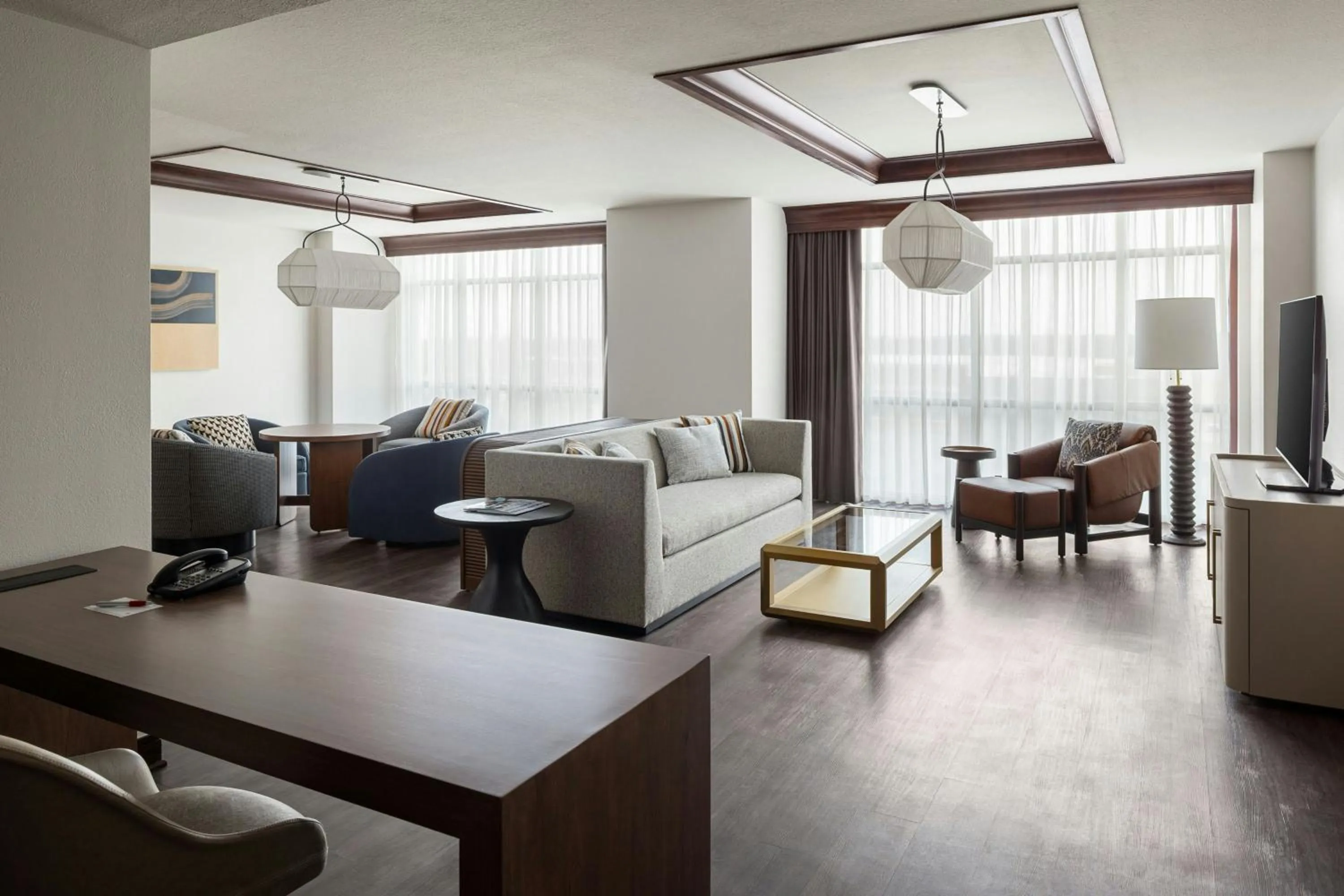 Bedroom in Marriott Bloomington Normal Hotel and Conference Center