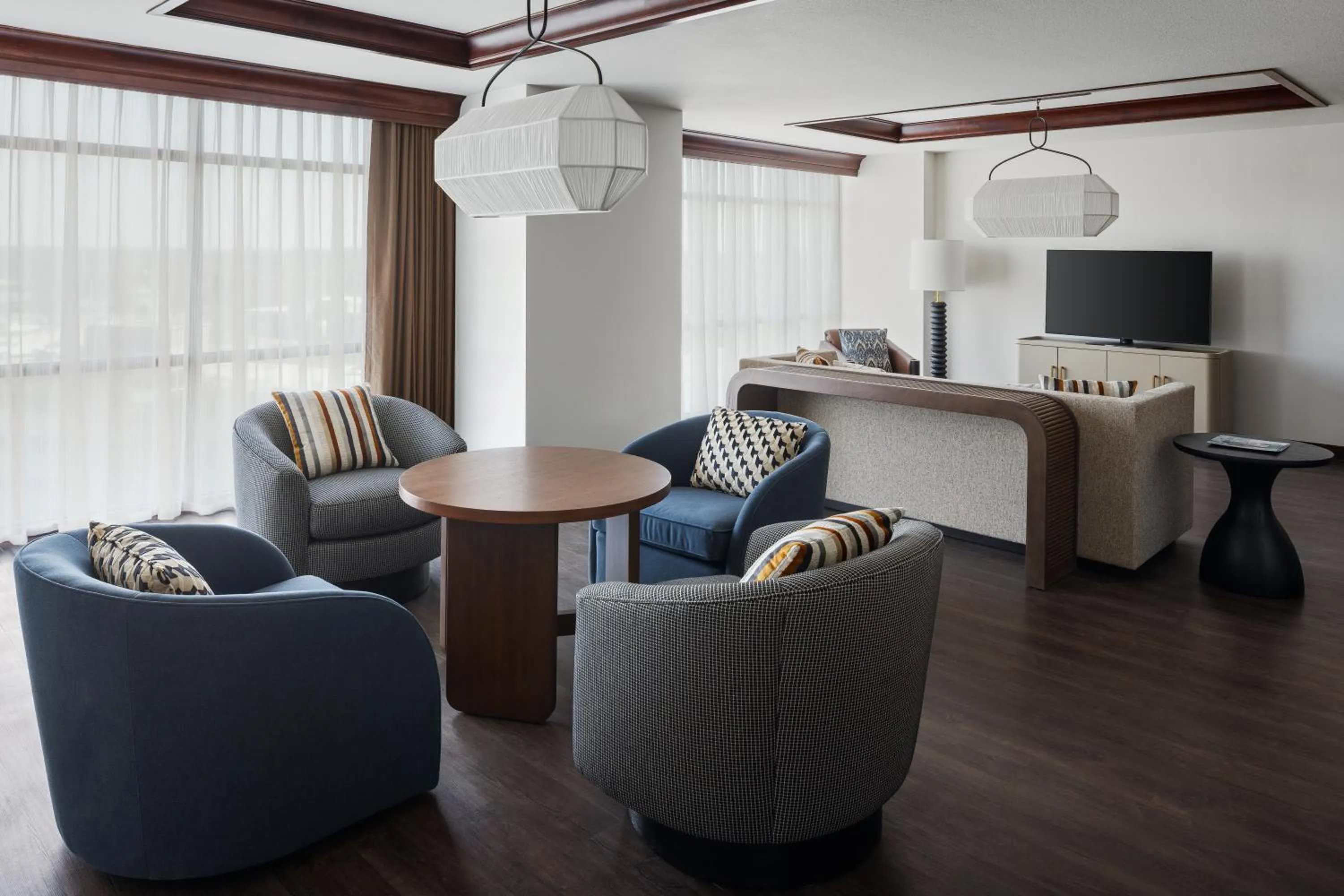 Lounge or bar in Marriott Bloomington Normal Hotel and Conference Center