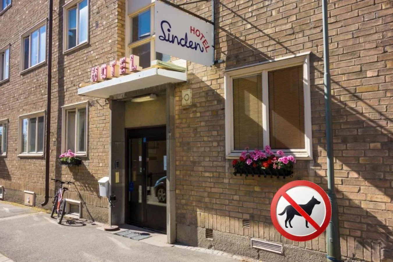 Property building in Hotell Linden