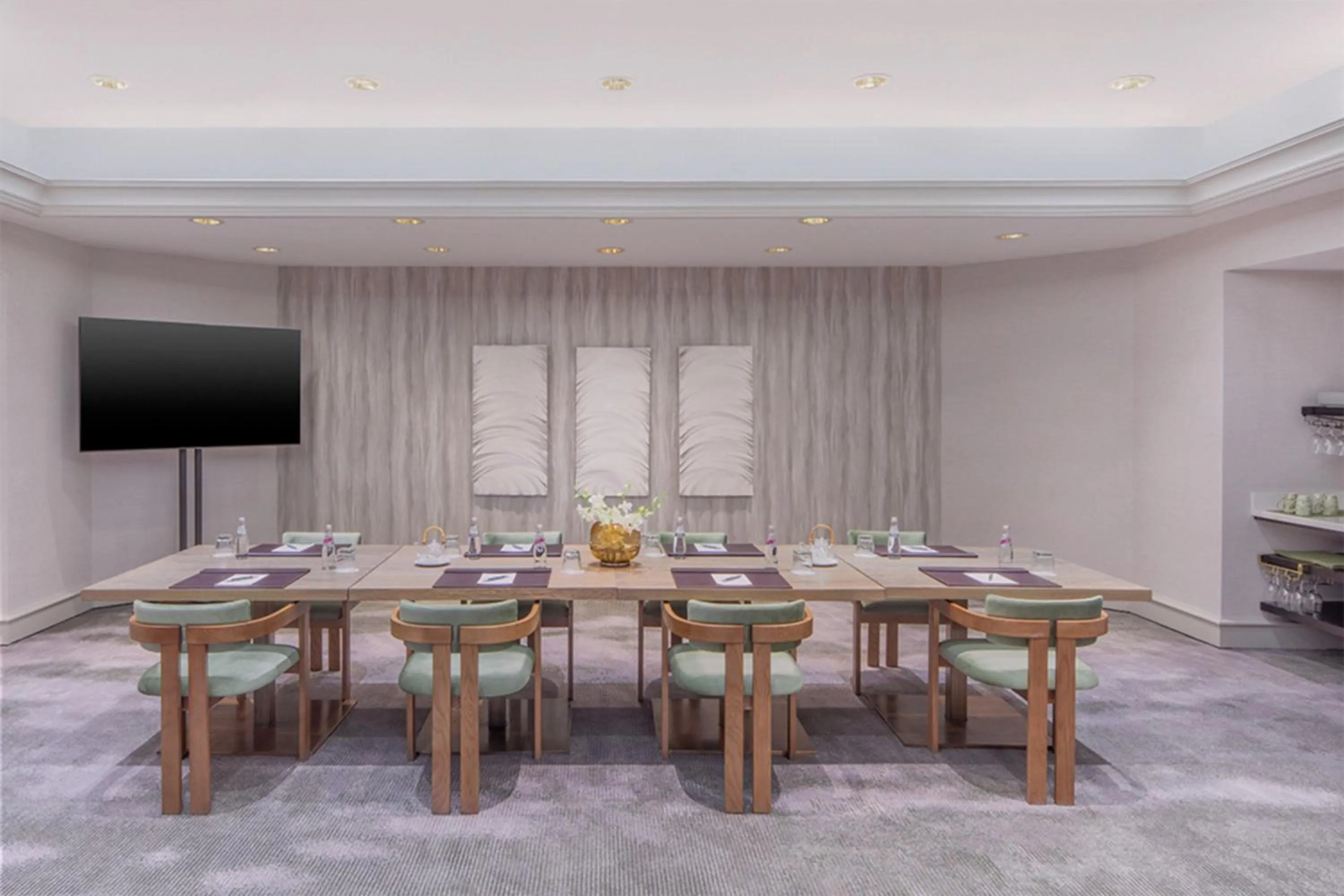 Restaurant/places to eat in The Westin Atlanta Perimeter North