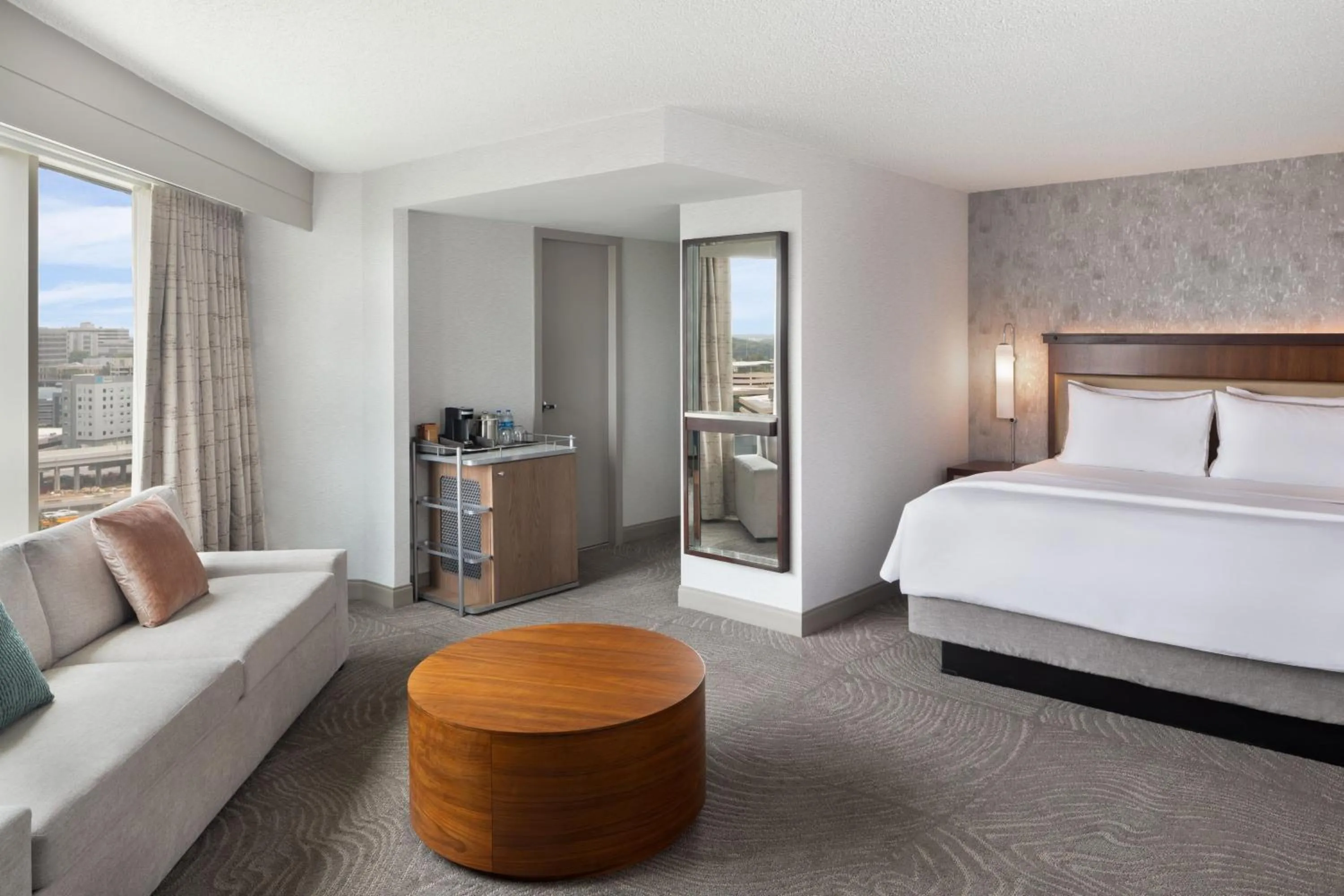 Bedroom, Bed in The Westin Atlanta Perimeter North