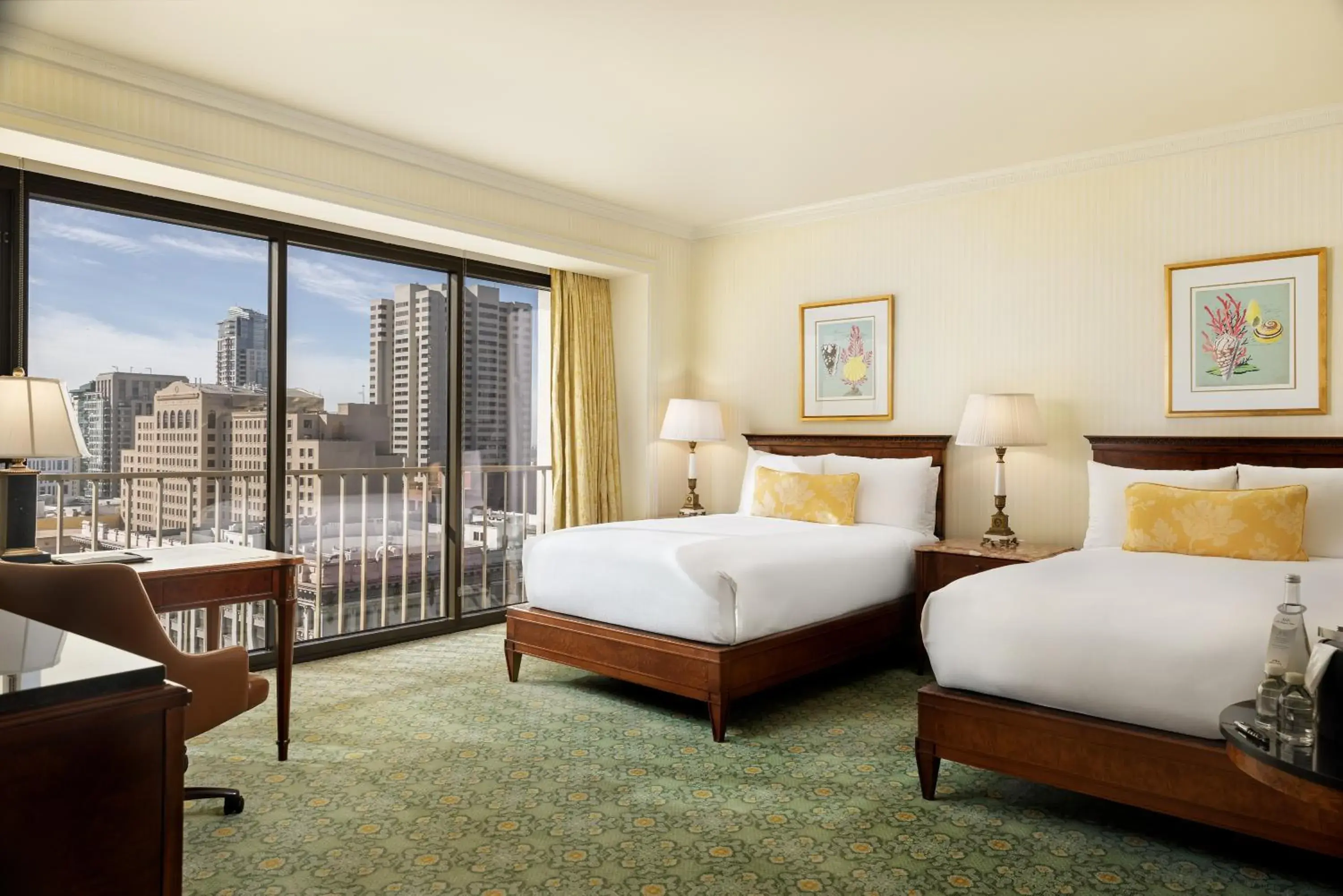 Deluxe Double Room in The Westgate Hotel Deluxe Double Room in The Westgate Hotel