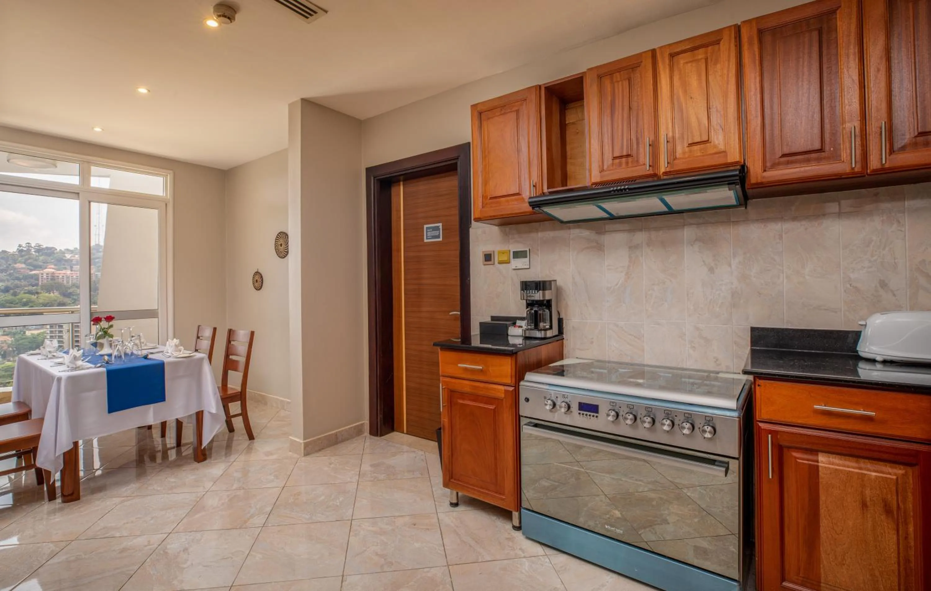 Coffee/tea facilities in Golden Tulip Canaan Kampala