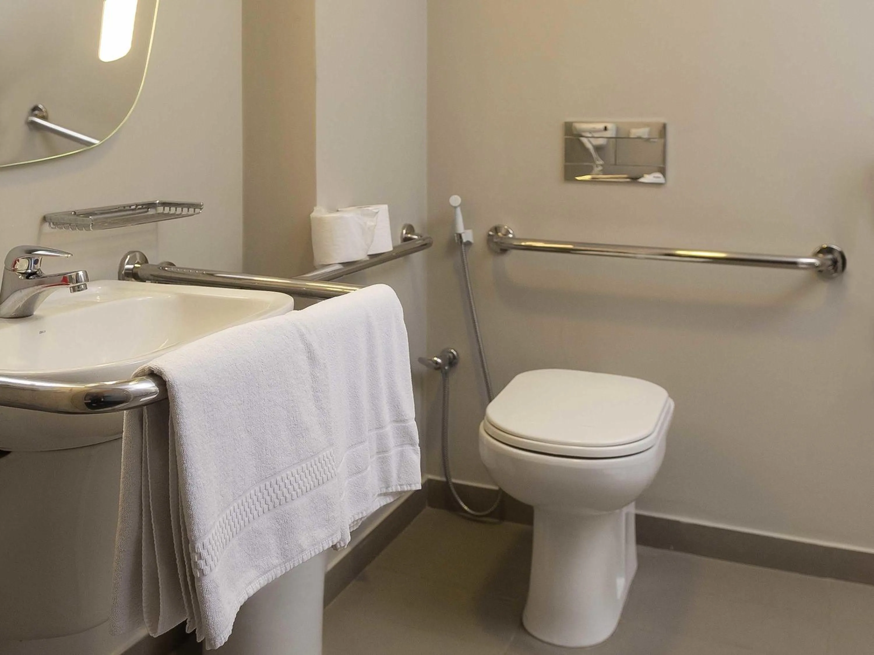 Bedroom in ibis Fortaleza Centro de Eventos