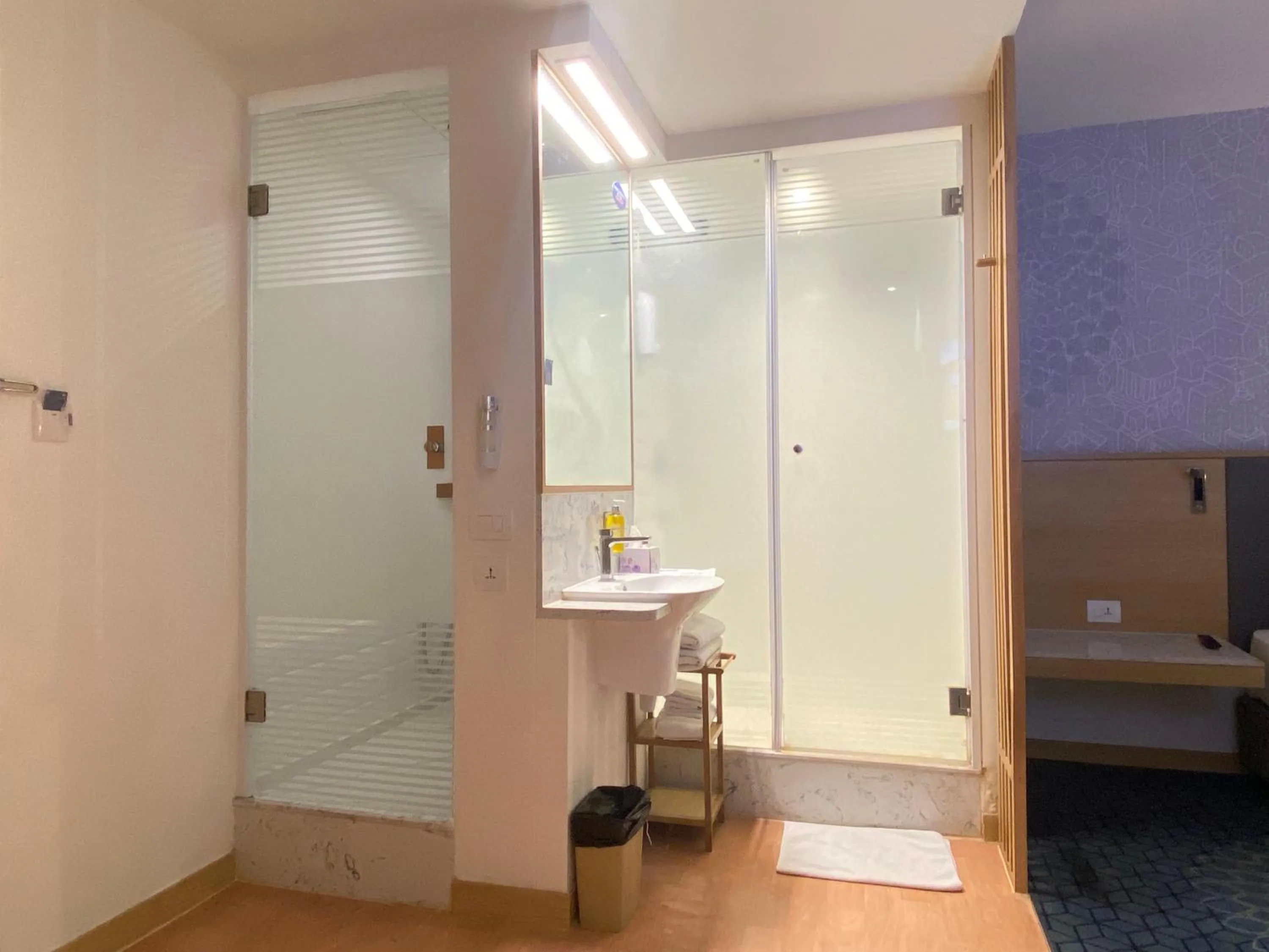 Bathroom in Holiday Inn Express Hyderabad Banjara Hills by IHG