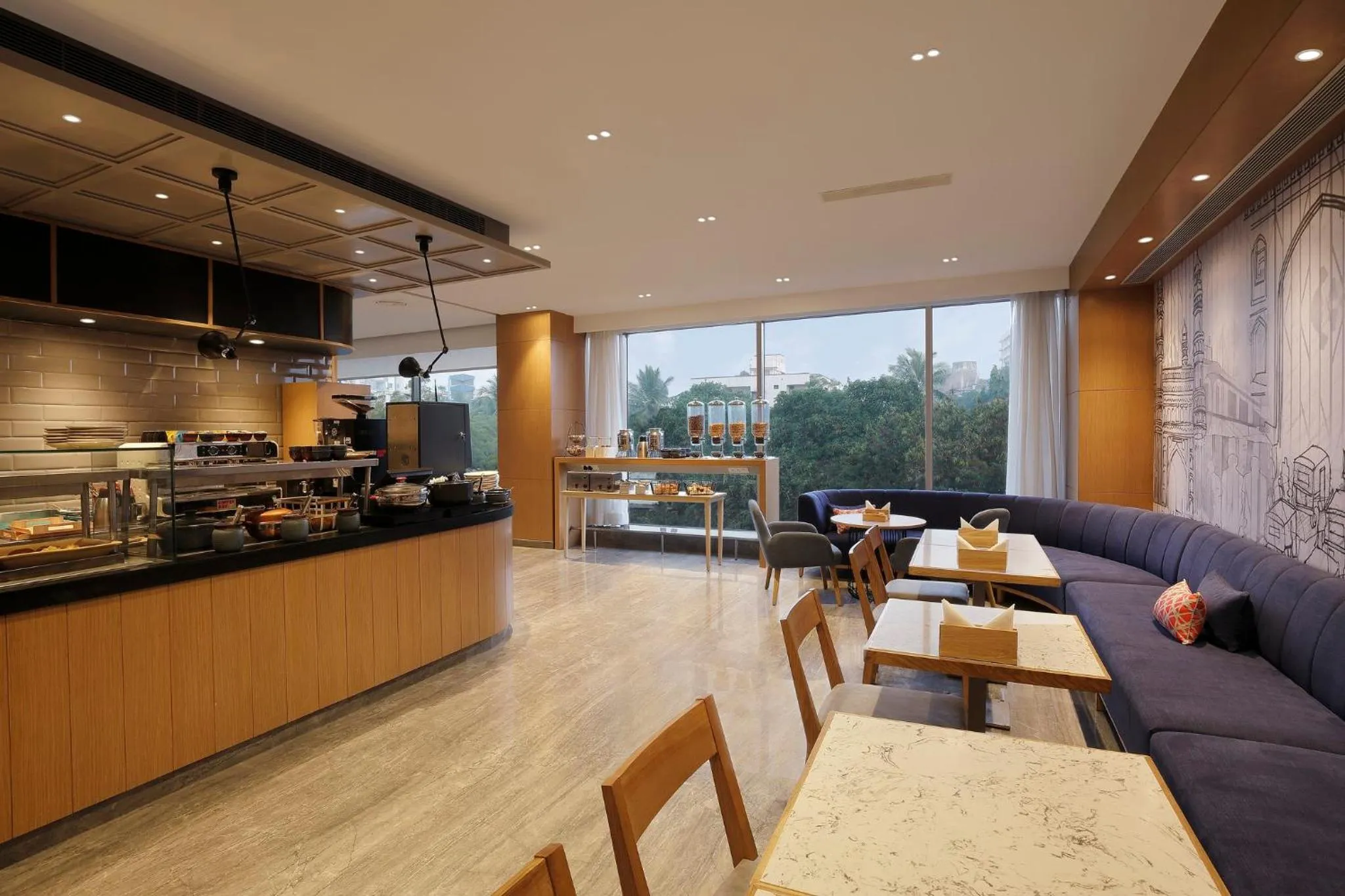 Restaurant/places to eat in Holiday Inn Express Hyderabad Banjara Hills by IHG