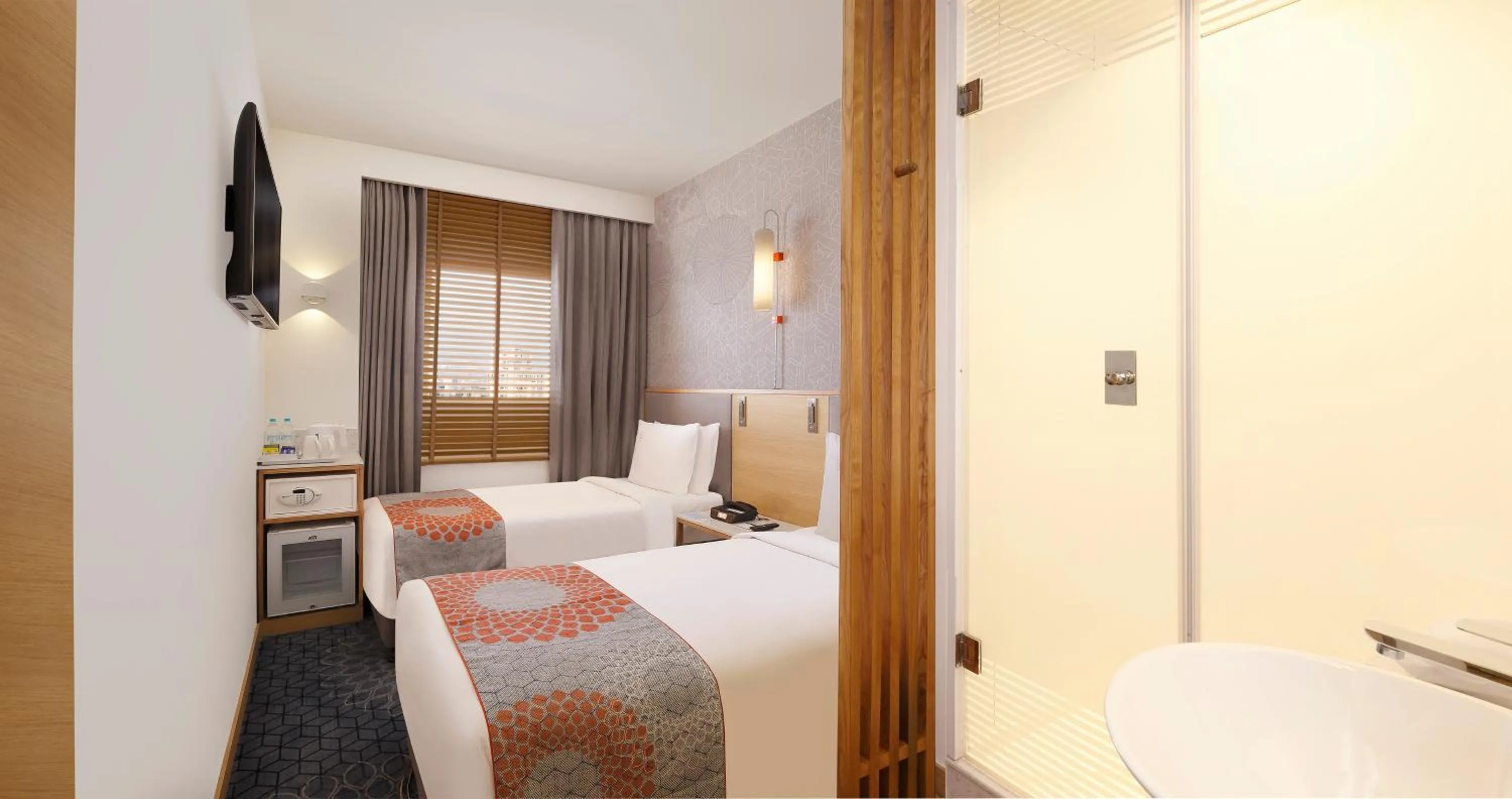 Bedroom, Bed in Holiday Inn Express Hyderabad Banjara Hills by IHG