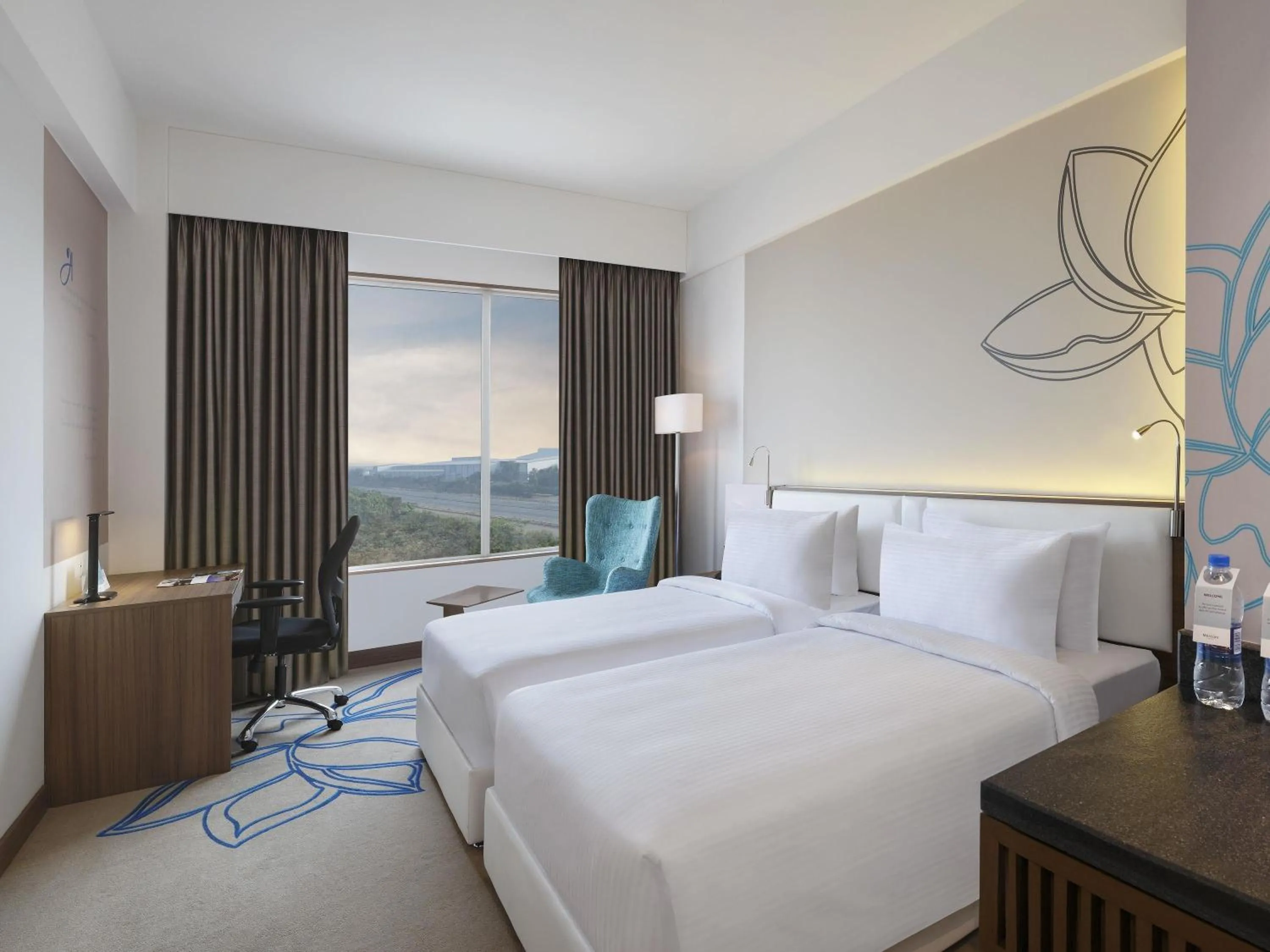 Bedroom, Bed in Mercure Chennai Sriperumbudur