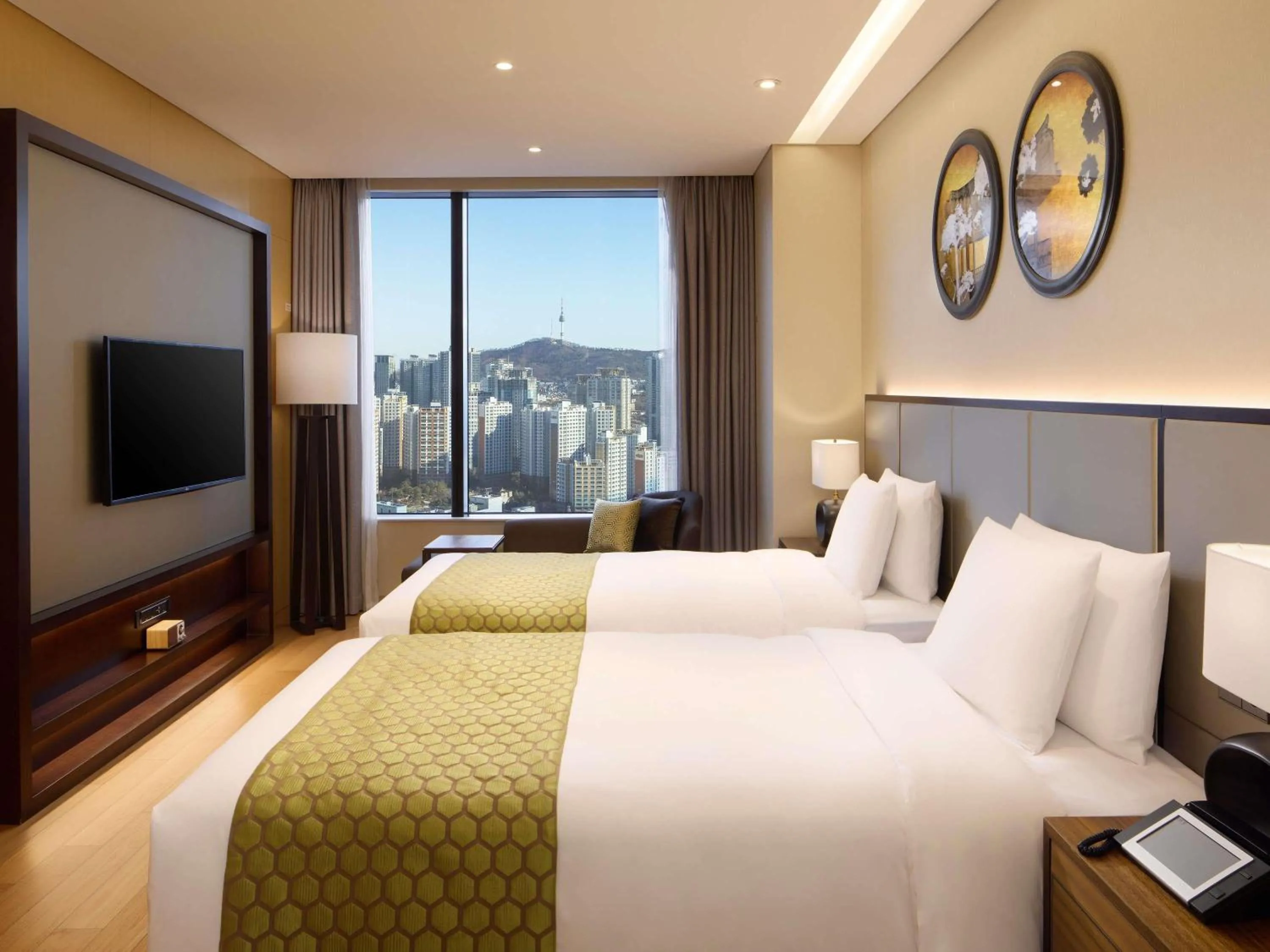 Bedroom, Bed in Grand Mercure Ambassador Hotel and Residences Seoul Yongsan