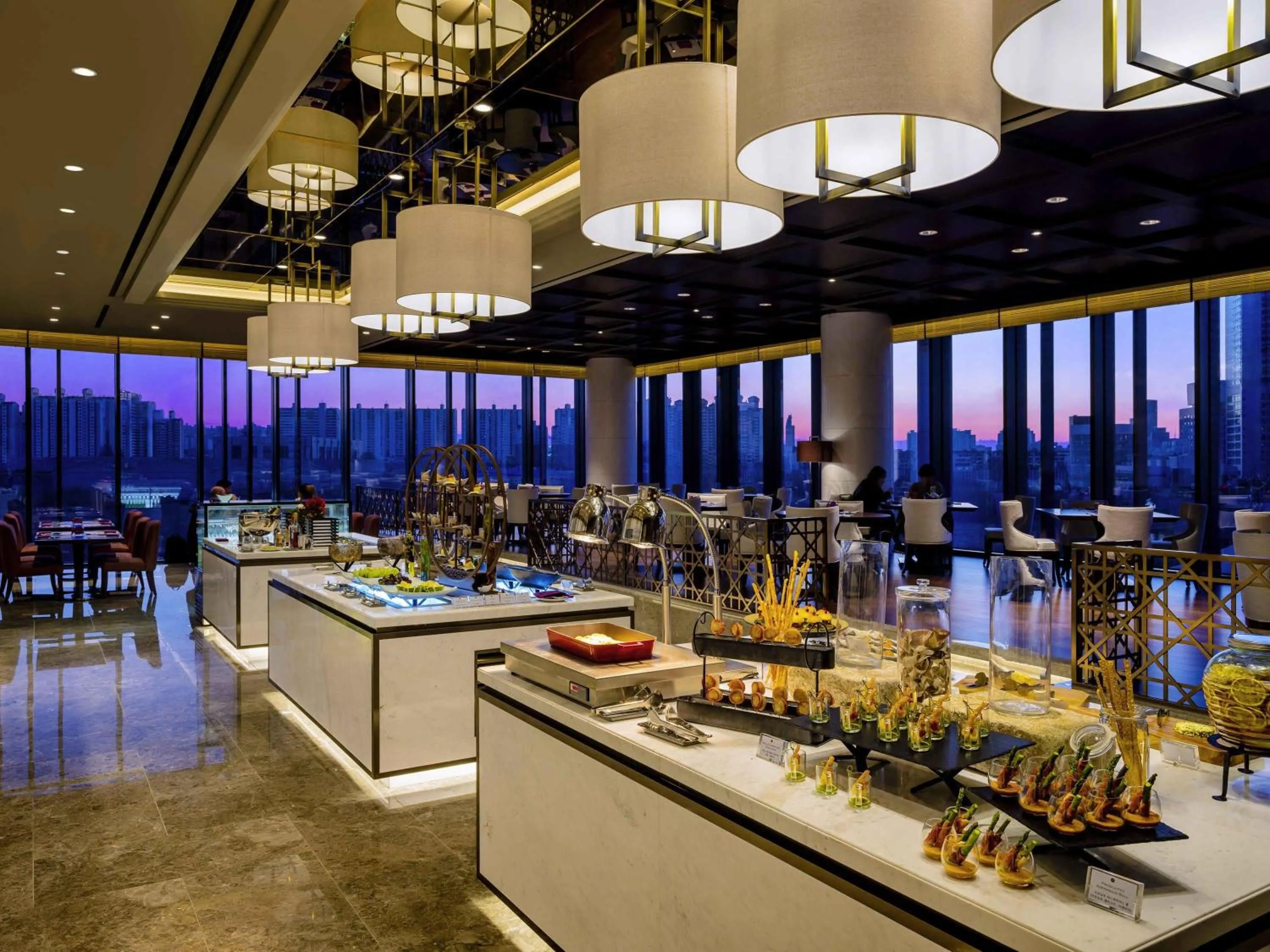 Lounge or bar in Grand Mercure Ambassador Hotel and Residences Seoul Yongsan