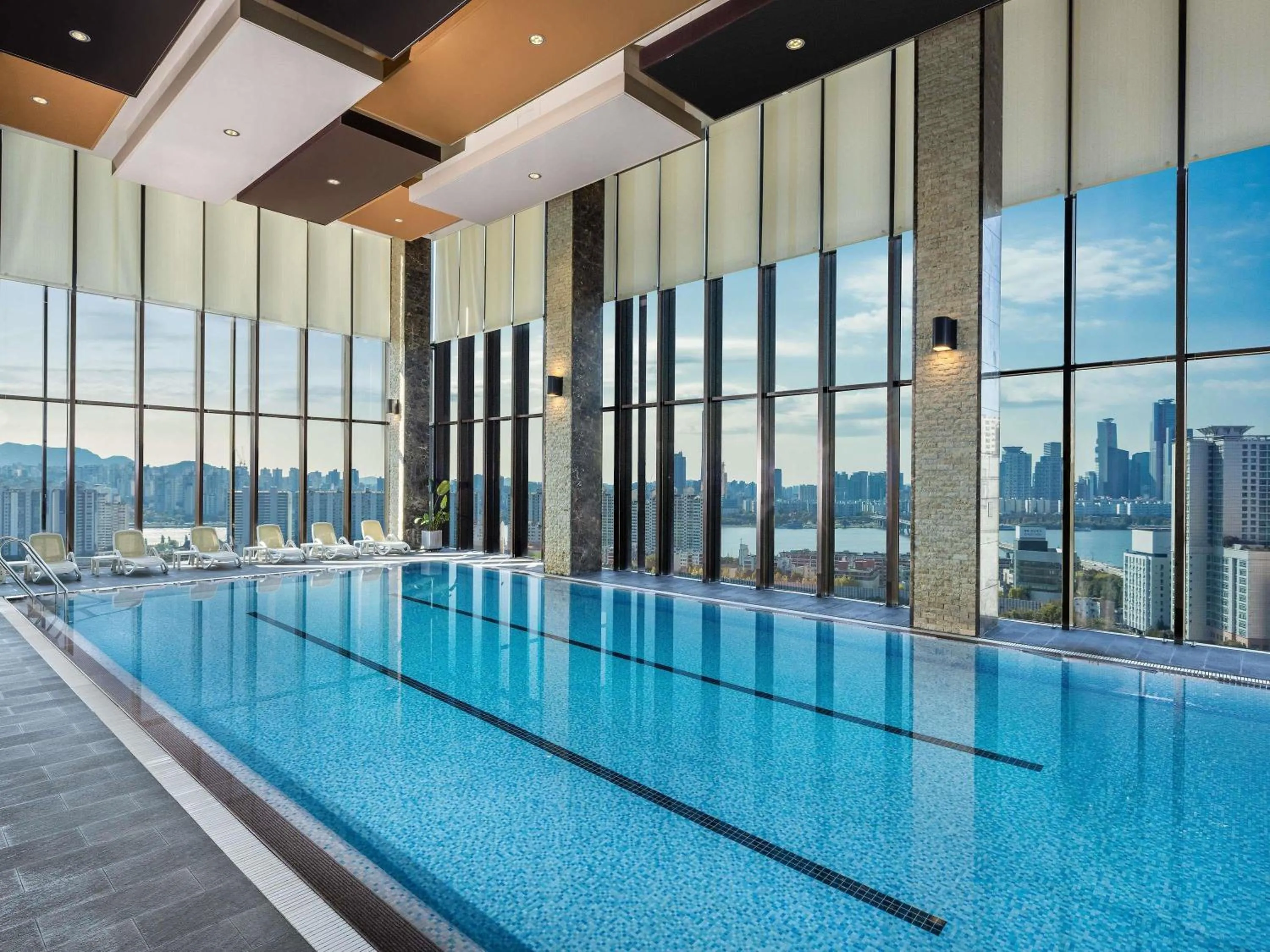 Fitness centre/facilities in Grand Mercure Ambassador Hotel and Residences Seoul Yongsan