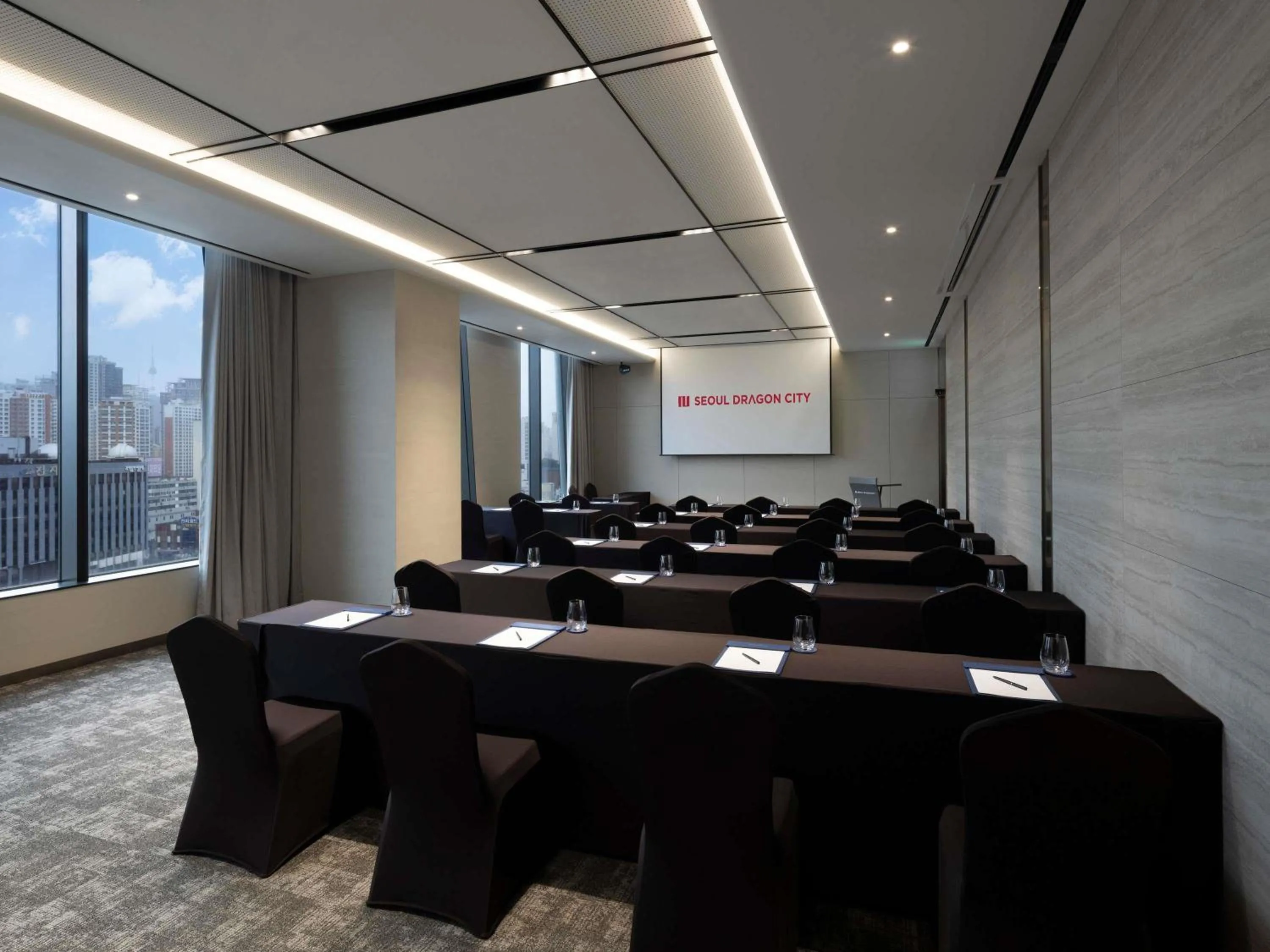 Meeting/conference room in ibis Styles Ambassador Seoul Yongsan