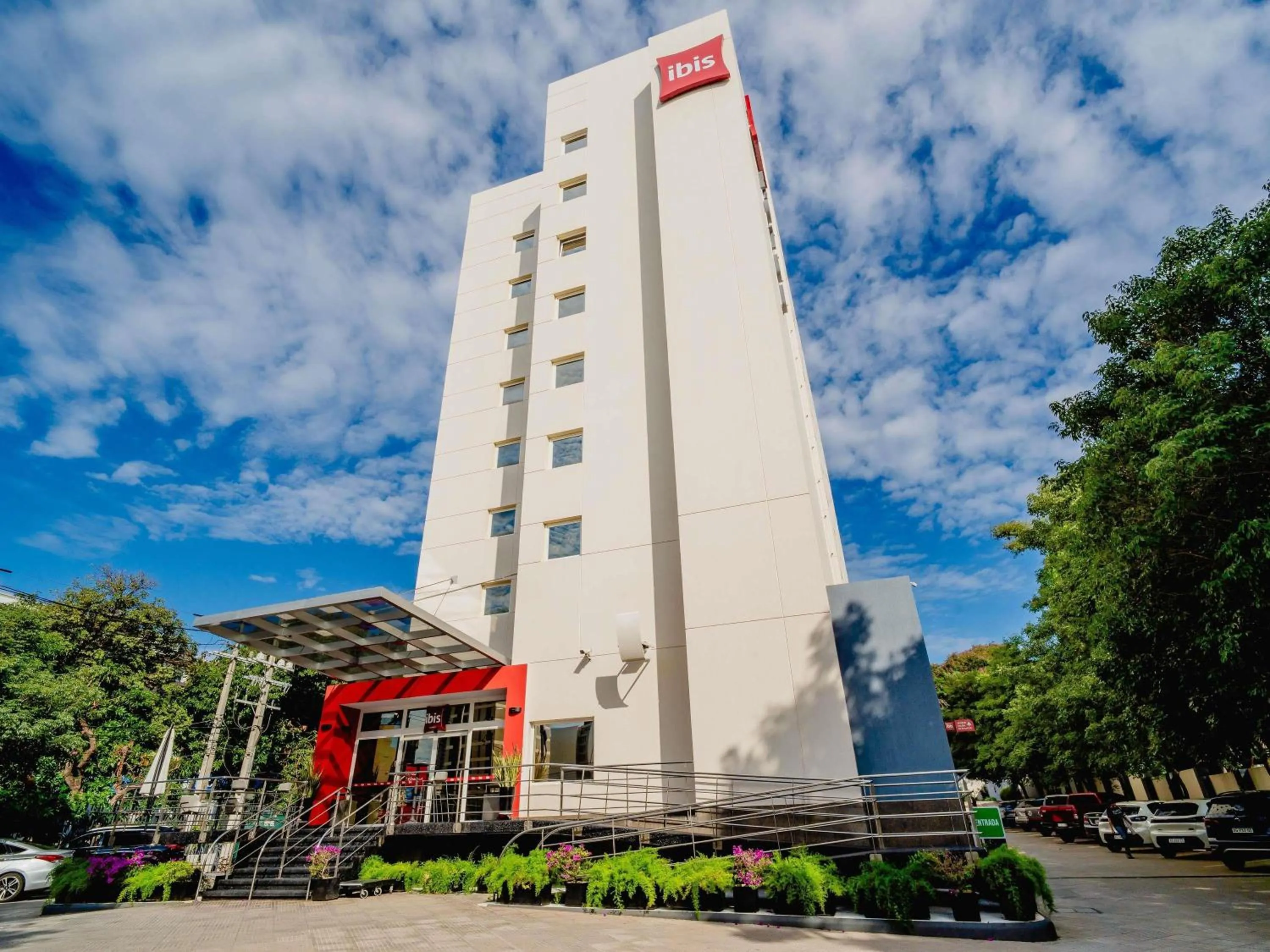 Property building in ibis Asuncion