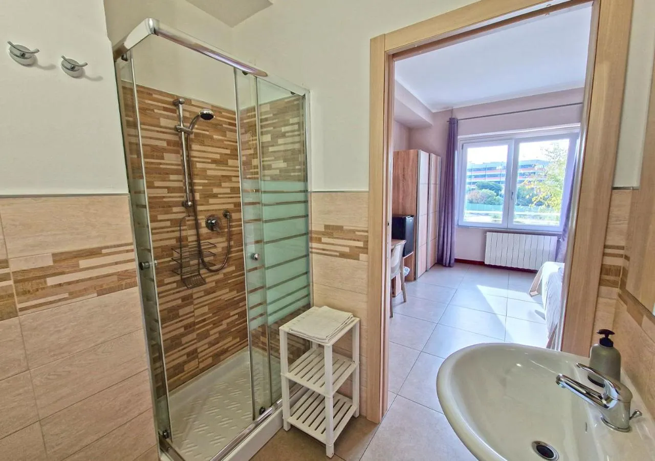 Shower in B&B Viale San Pietro