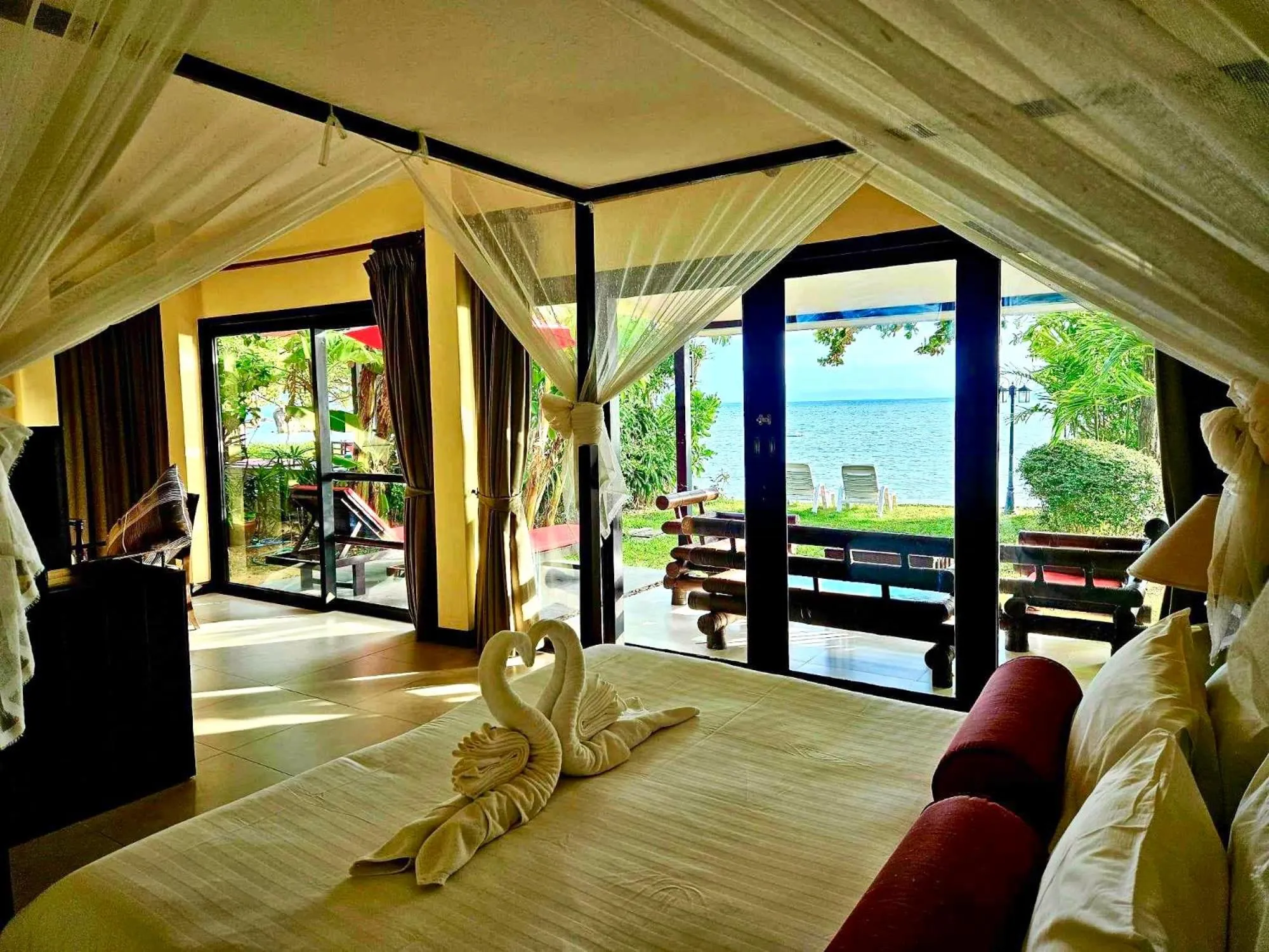 Bedroom, Bed in Cinnamon Beach Villas