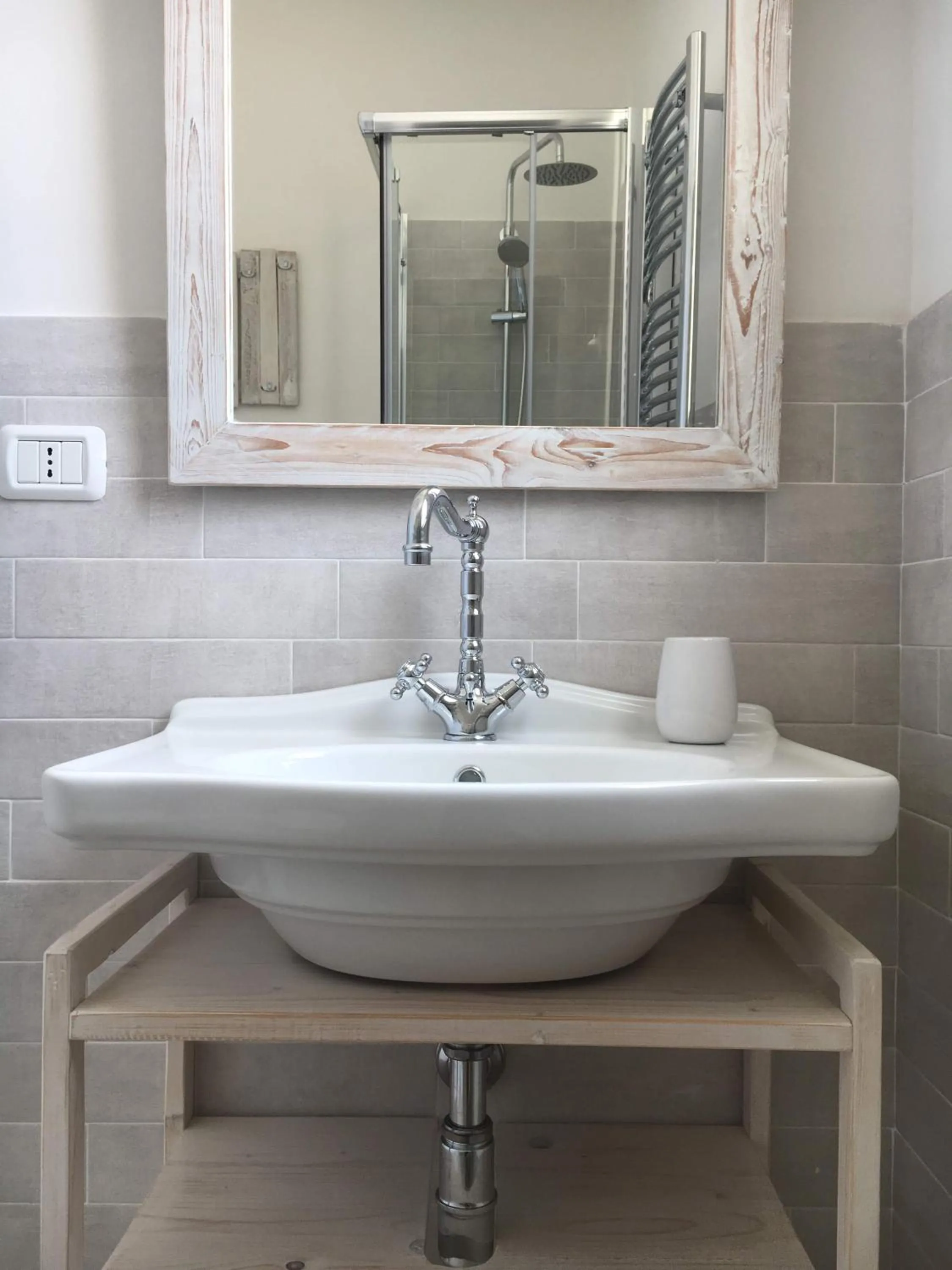 Shower in Ai Raggi di Sole