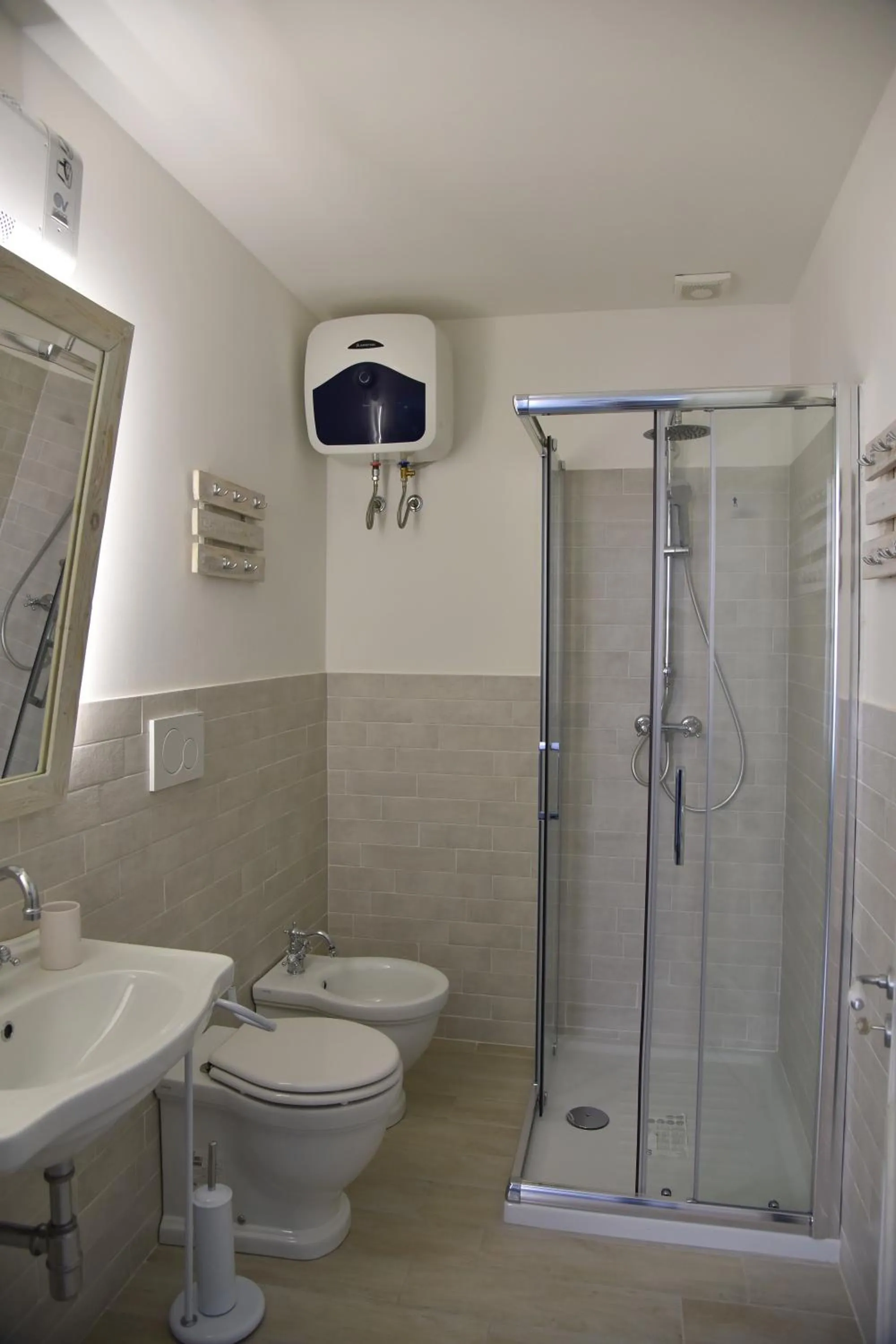 Shower in Ai Raggi di Sole