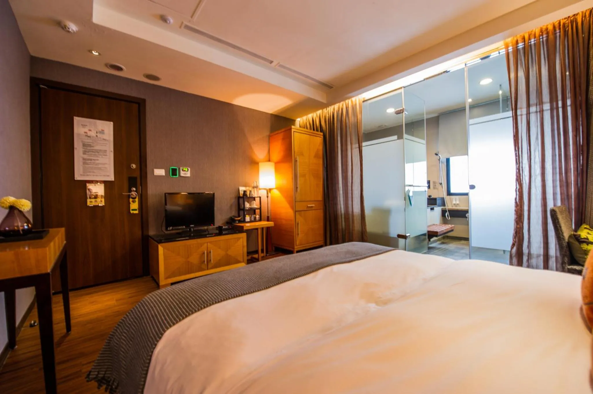 Bed in Aqua Bella Hotel