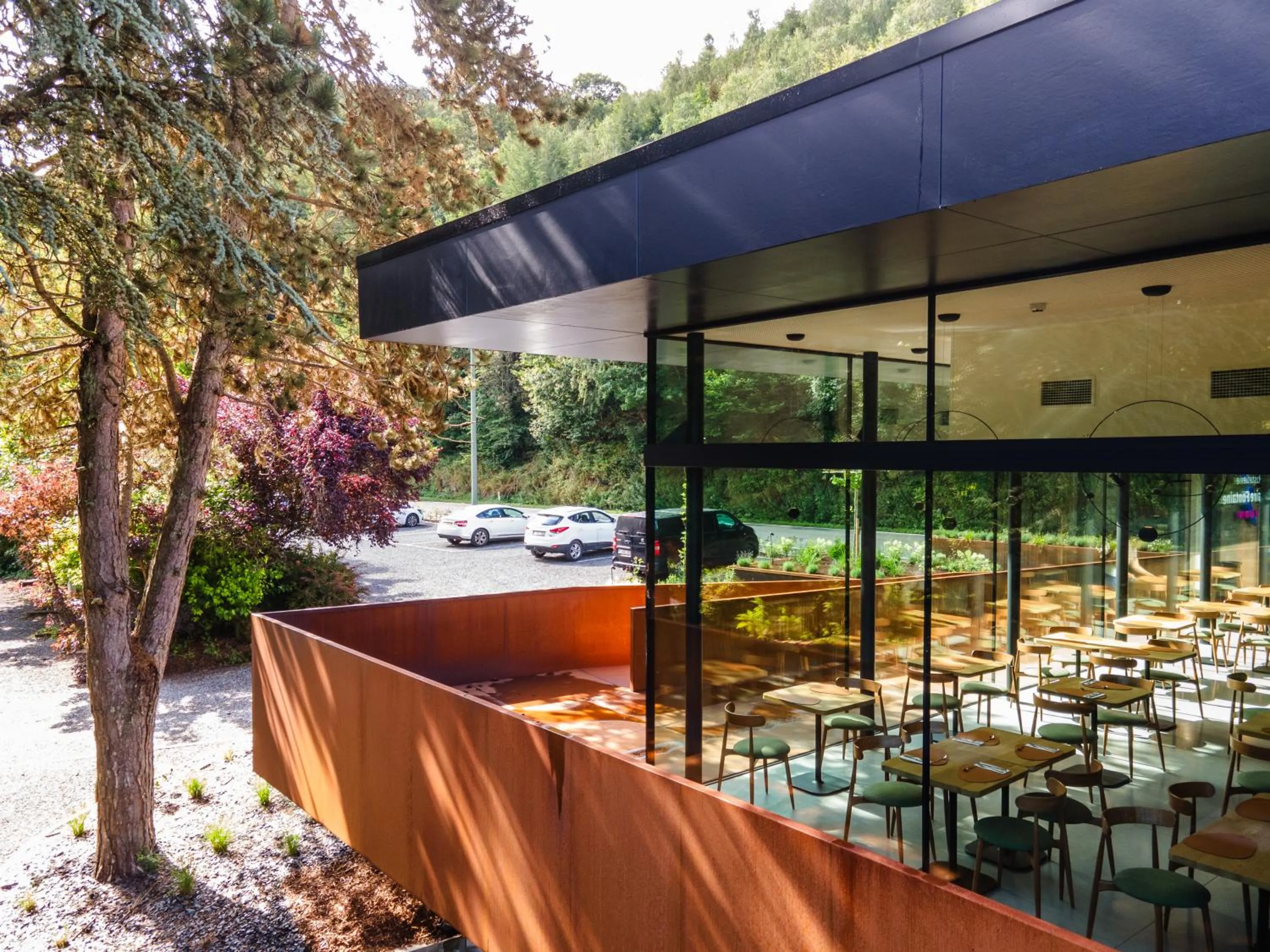 Breakfast in Hostellerie La Claire Fontaine, Logis hôtels & Spa