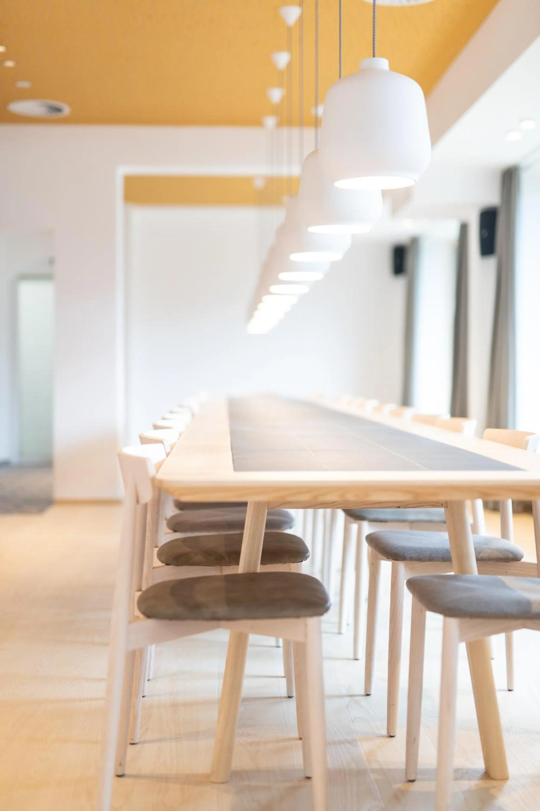 Seating area in Mari Pop Hotel