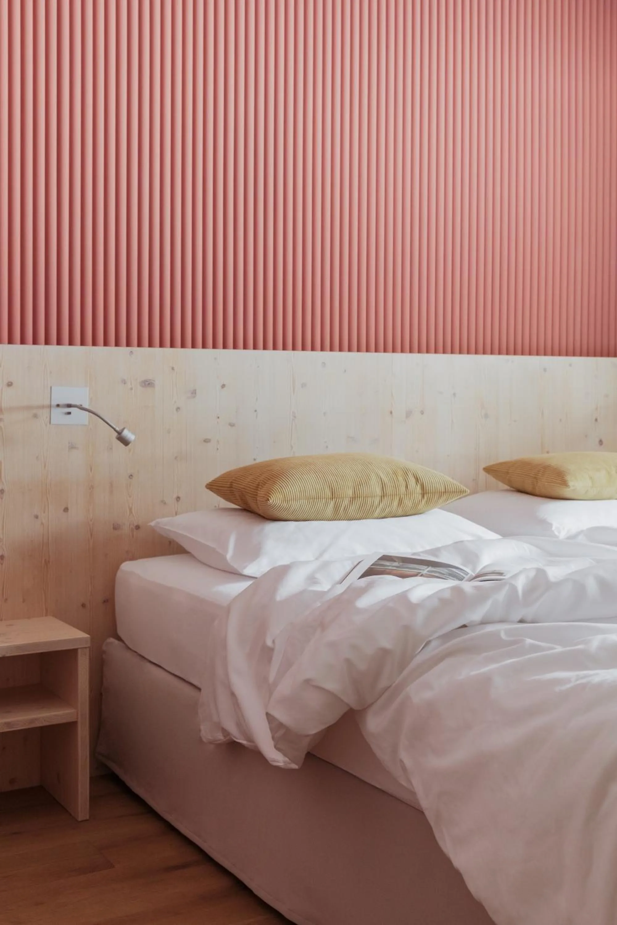 Bed in Mari Pop Hotel