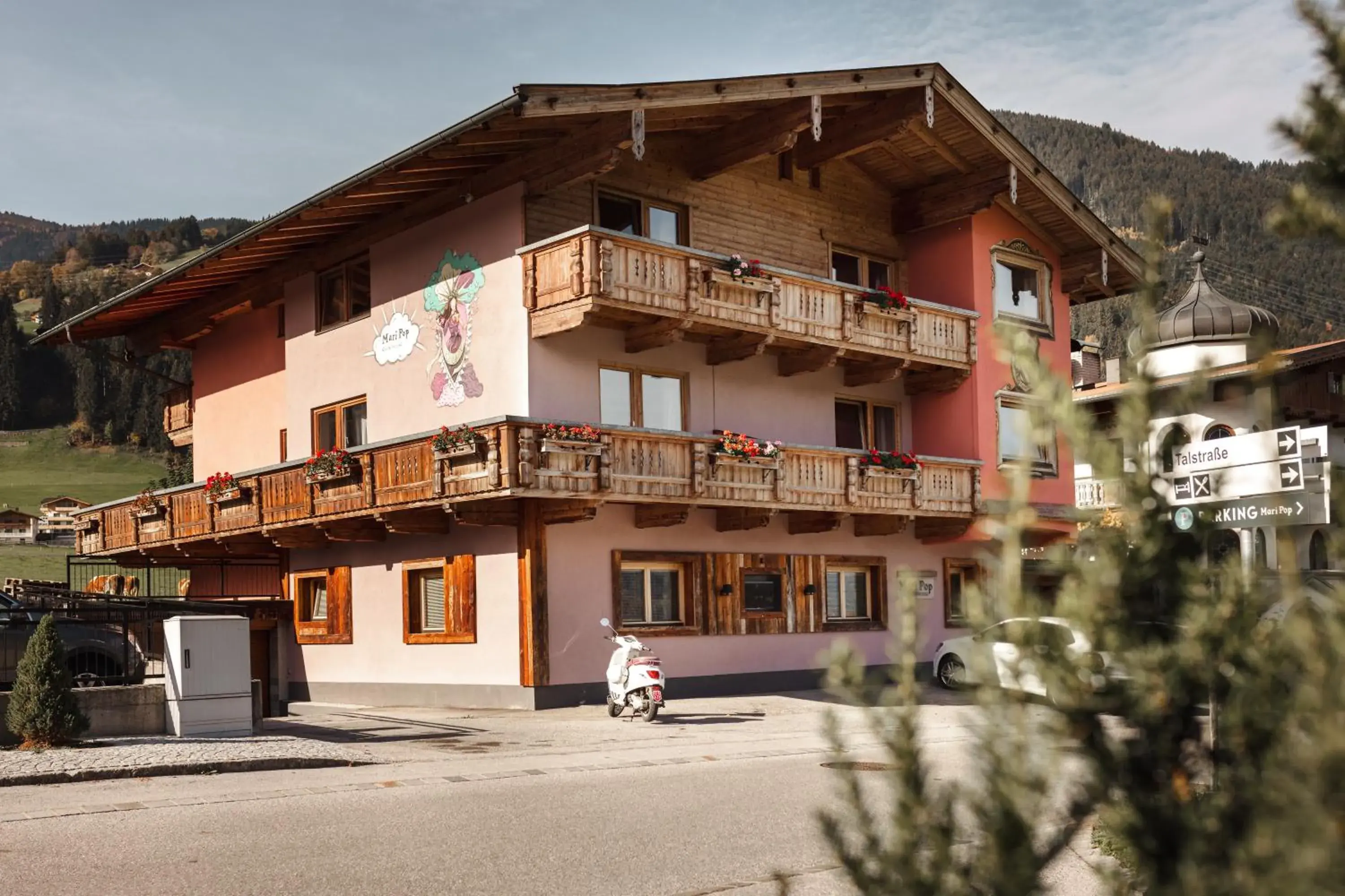 Family Suite Annex in Mari Pop Hotel Family Suite Annex in Mari Pop Hotel