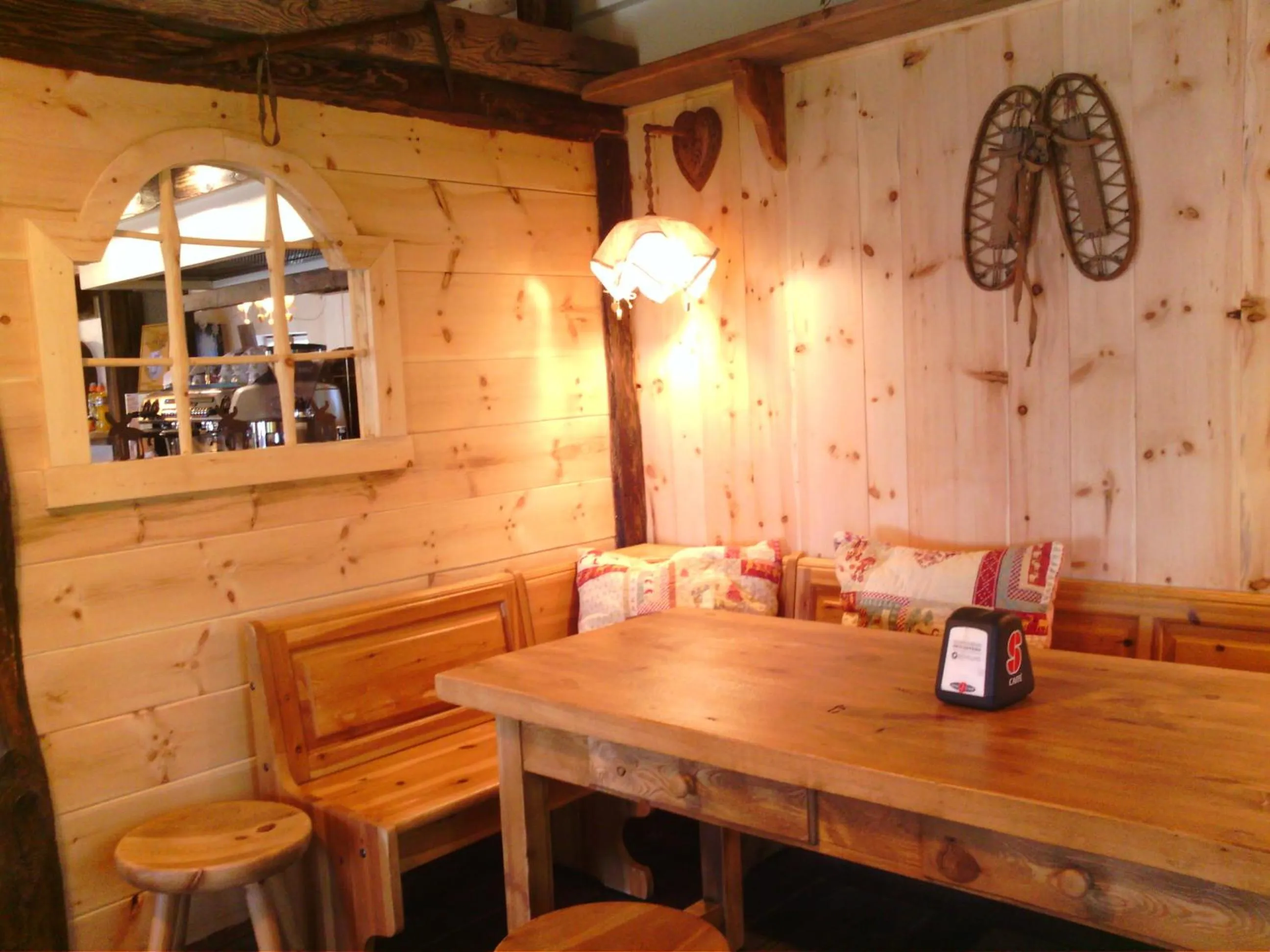 Communal lounge/ TV room in Hotel Chacaril