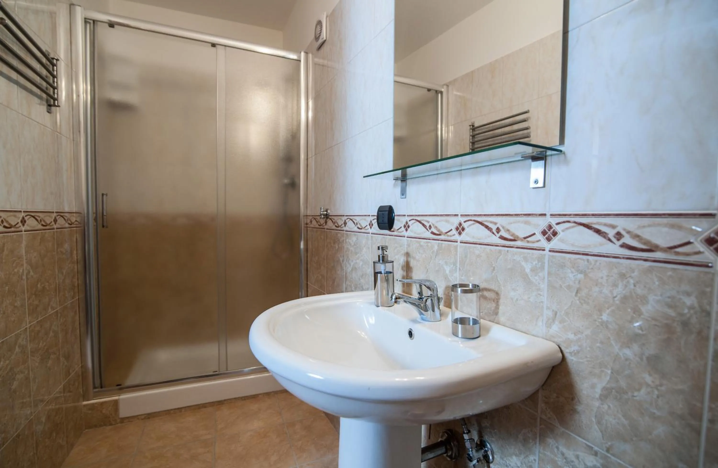 Shower in La Stella del Sud